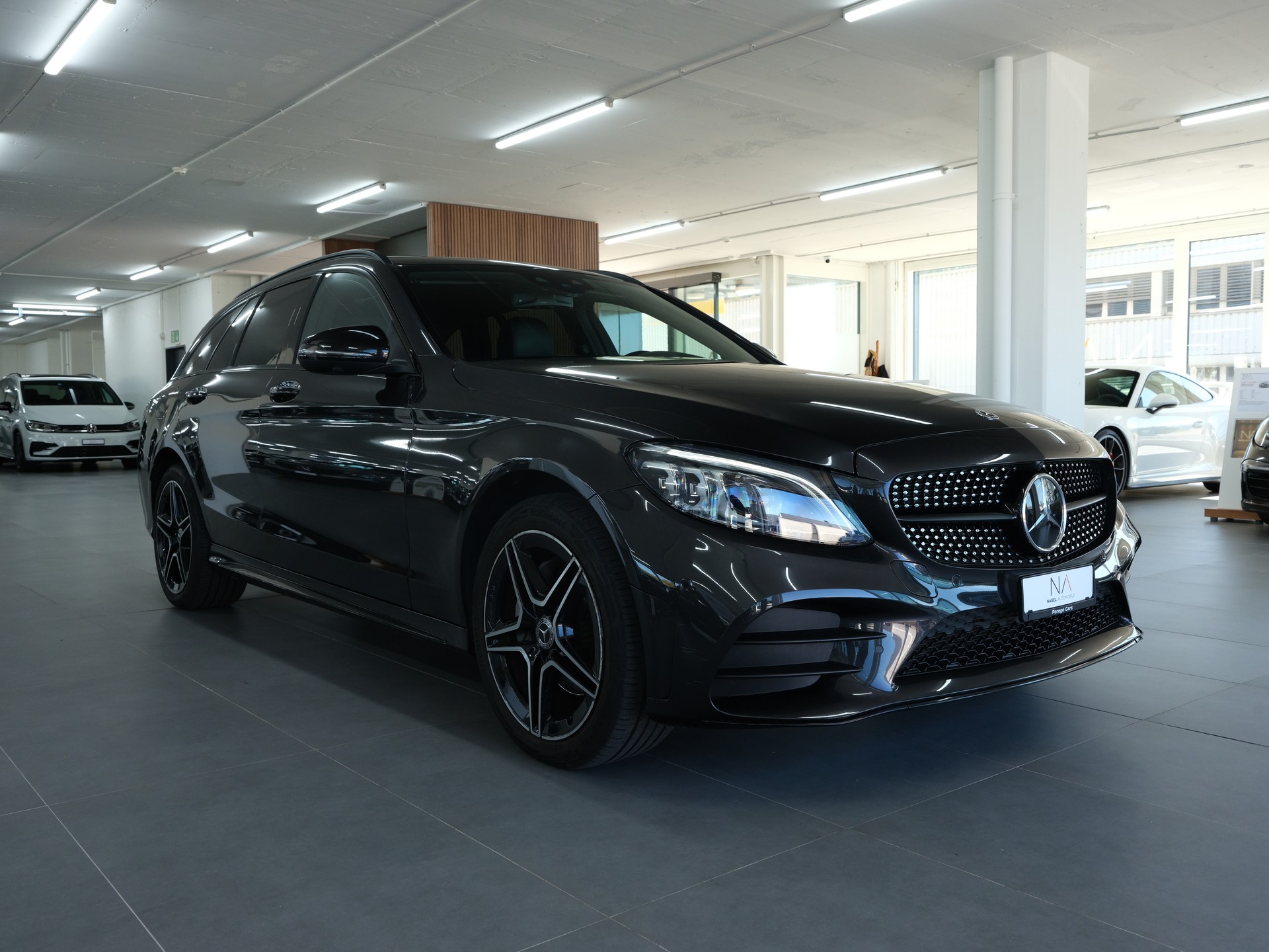 MERCEDES-BENZ C 220 d Swiss Star AMG Line 4M 9G-Tronic *Burmester* *360 Kamera* *Panorama*-showroom-element-1