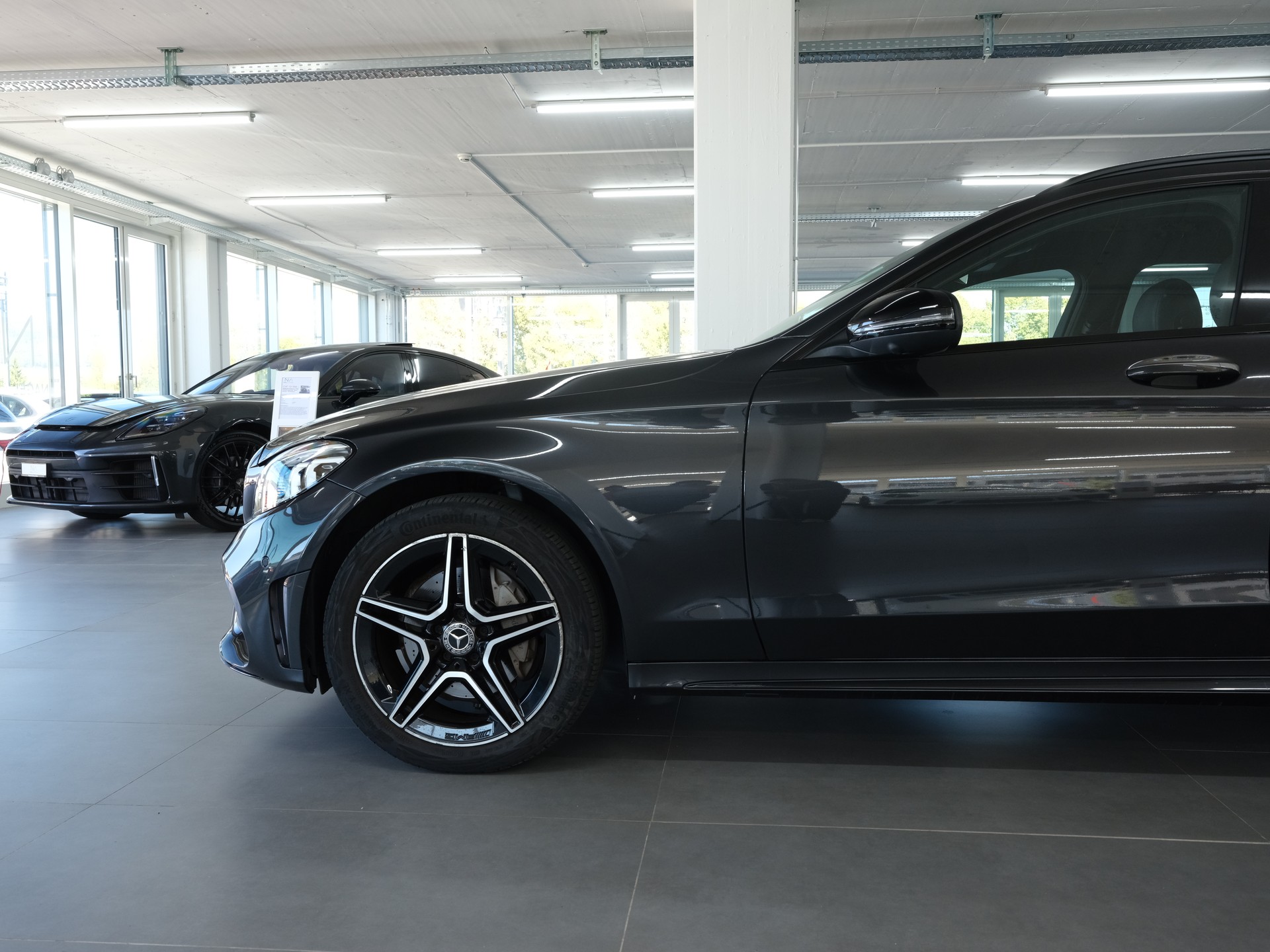 MERCEDES-BENZ C 220 d Swiss Star AMG Line 4M 9G-Tronic *Burmester* *360 Kamera* *Panorama*-image-8