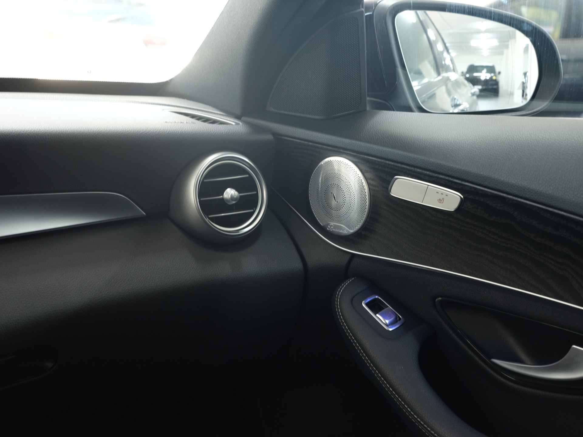 MERCEDES-BENZ C 220 d Swiss Star AMG Line 4M 9G-Tronic *Burmester* *360 Kamera* *Panorama*-image-31