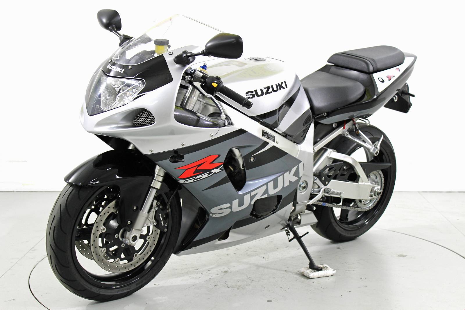 SUZUKI GSX-R 750-image-2
