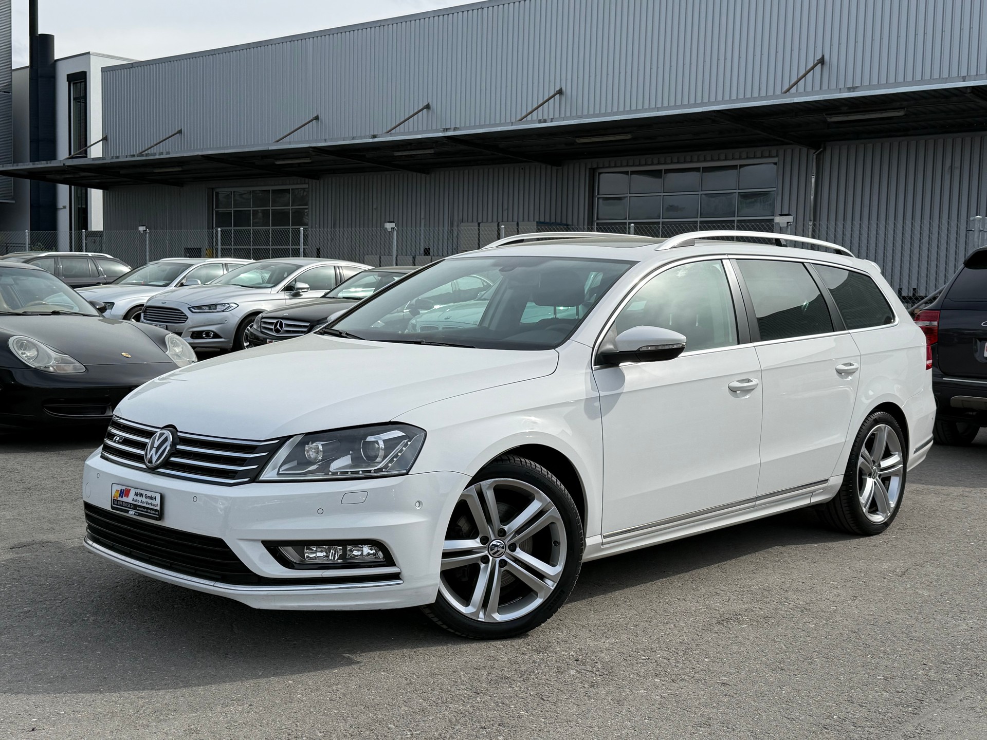 VW Passat Variant 2.0 TDI BMT R-Line Design DSG / Panoramadach / Rückfahrkamera / ACC / Frisch ab MFK / 1.Hand / 1 Jahr Garantie