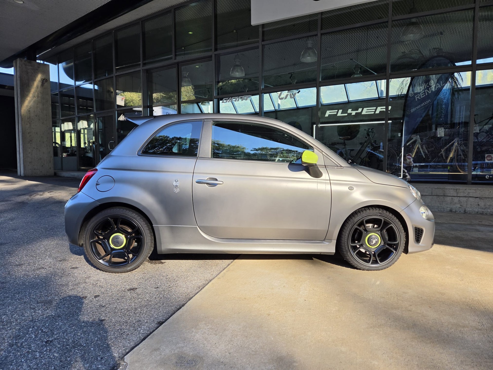 FIAT 595 1.4 16V Turbo Abarth Pista-showroom-element-2