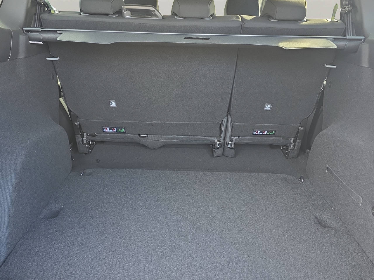 DACIA Jogger 1.6 Hybrid Extreme-image-11