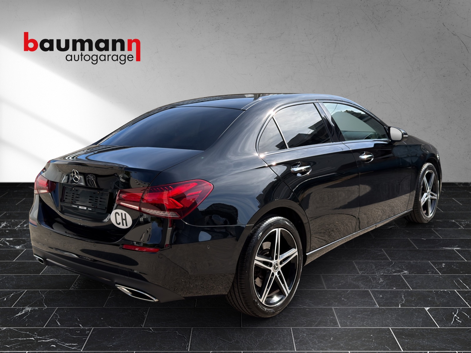 MERCEDES-BENZ A 220 Progressive 7G-DCT 4Matic-showroom-element-2
