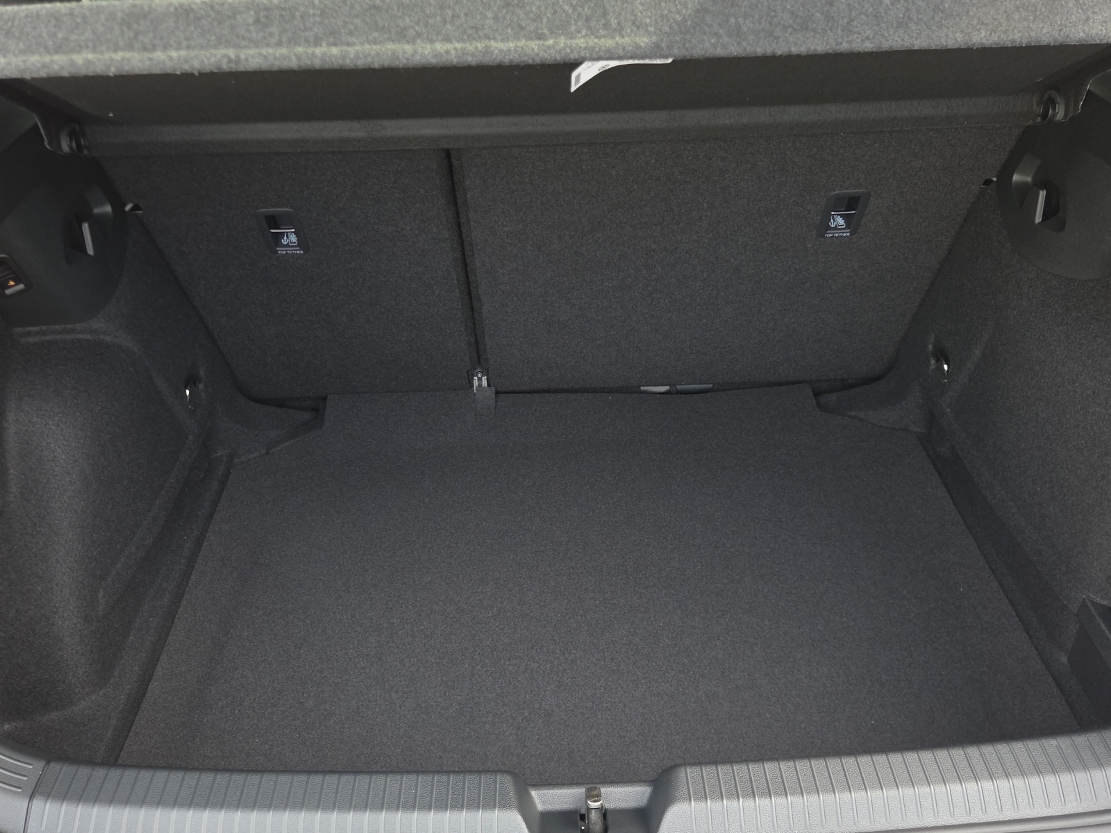 VW Golf 1.5 e TSI mHEV Value DSG-image-12