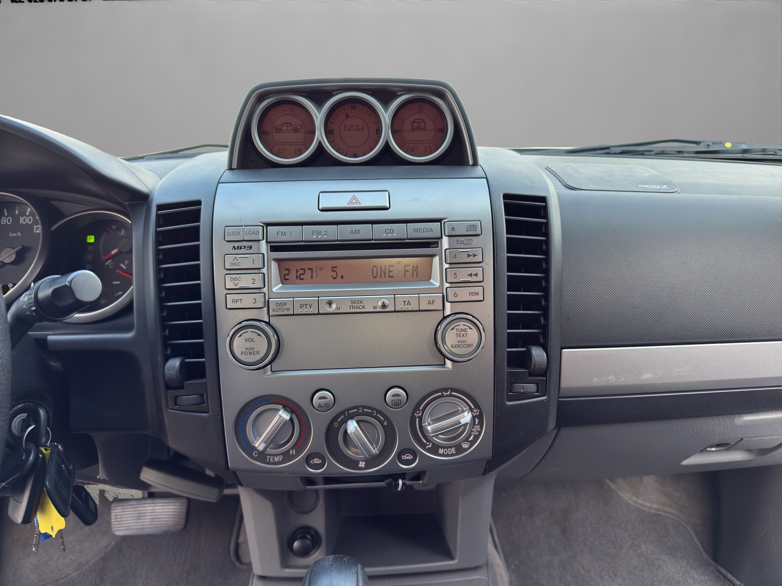 FORD Ranger Limited 3.0 TDCi 4x4 A-image-14