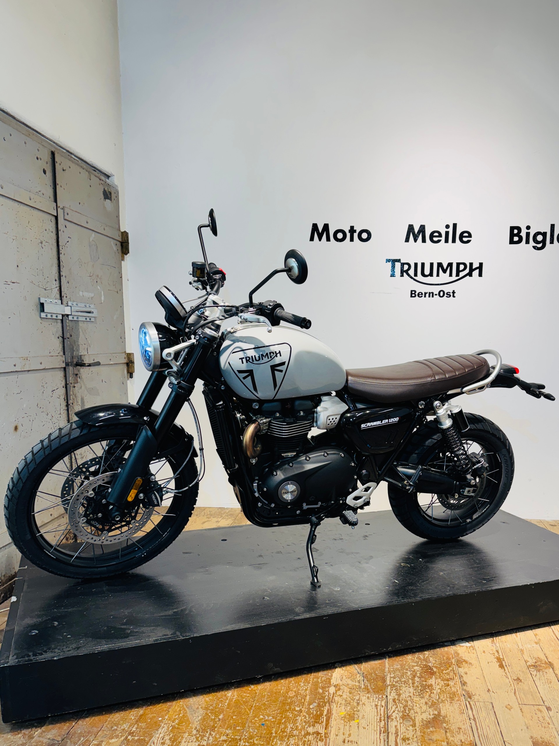 TRIUMPH Scrambler 1200 X-image-3