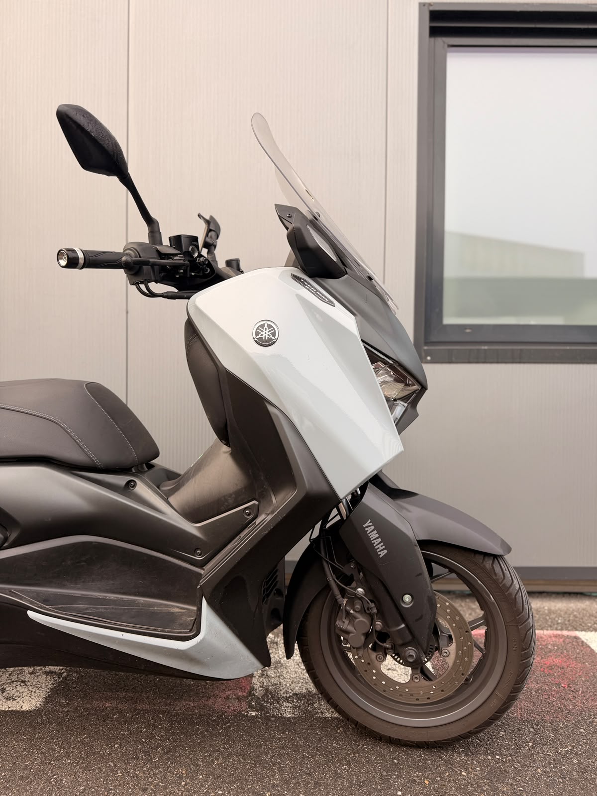 YAMAHA X-MAX 125R TECH MAX-image-1