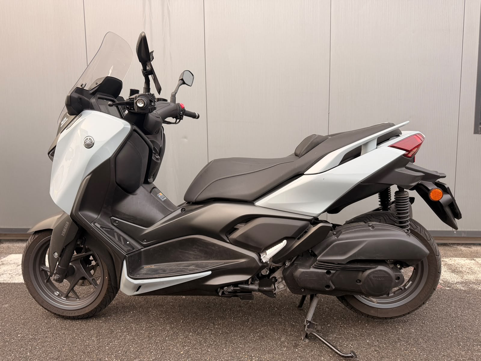 YAMAHA X-MAX 125R TECH MAX-image-4