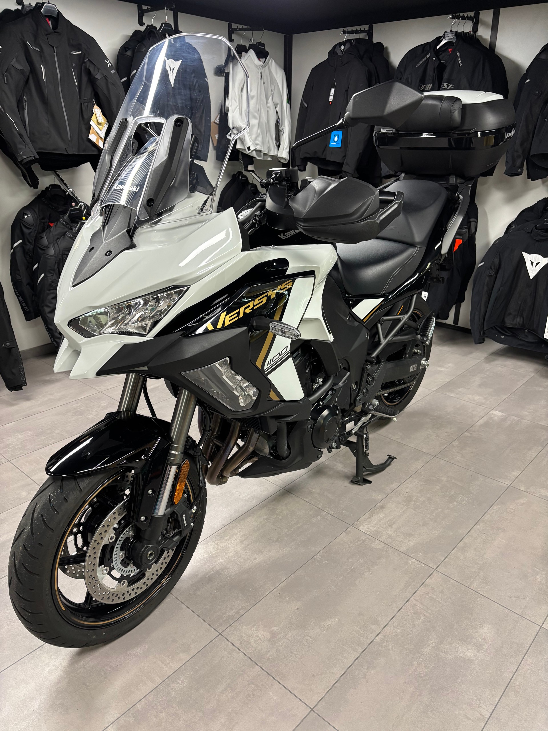 KAWASAKI Versys 1100 SE-image-3