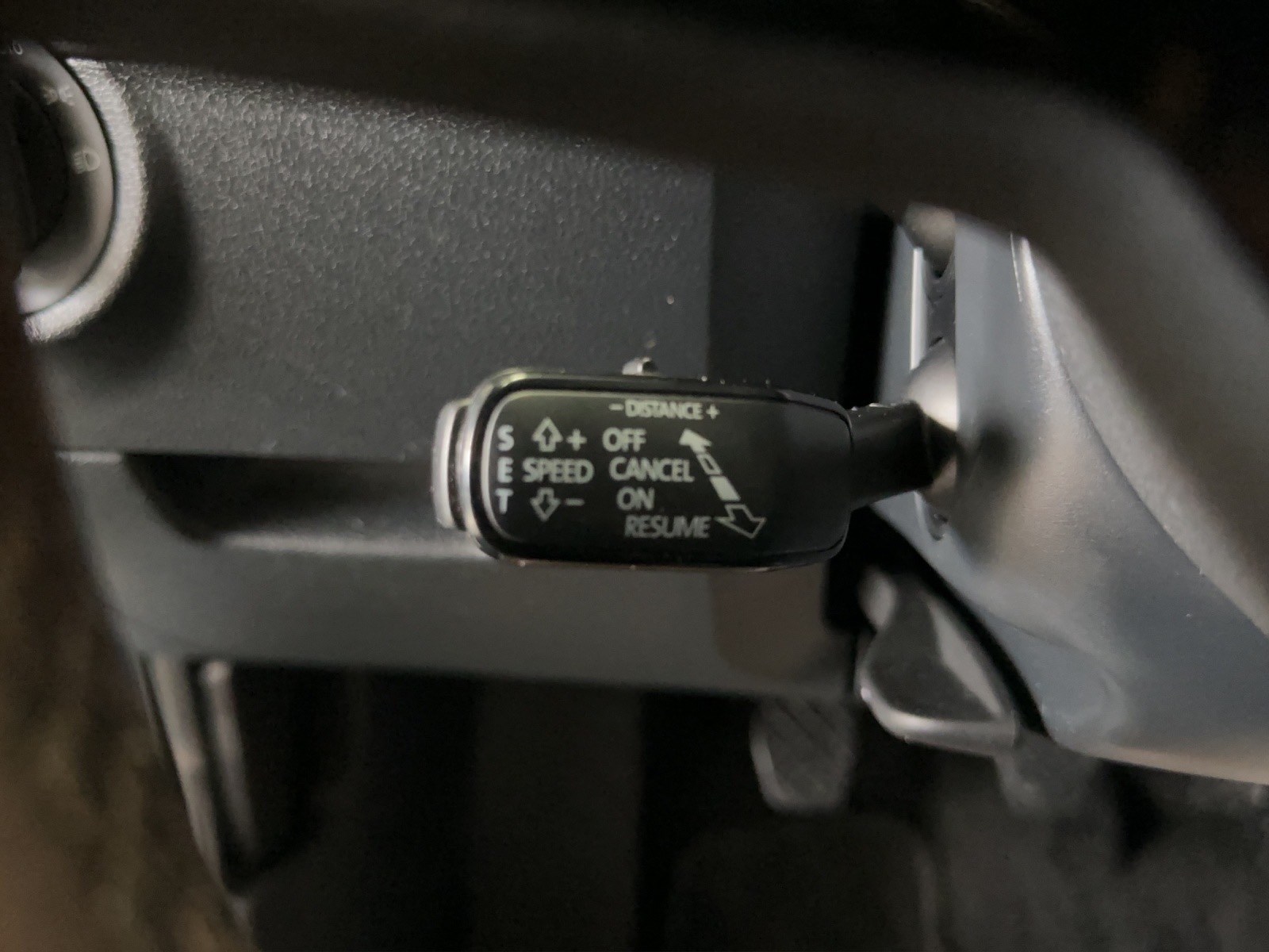 SKODA Octavia Combi 1.6 TDI Ambition-image-4