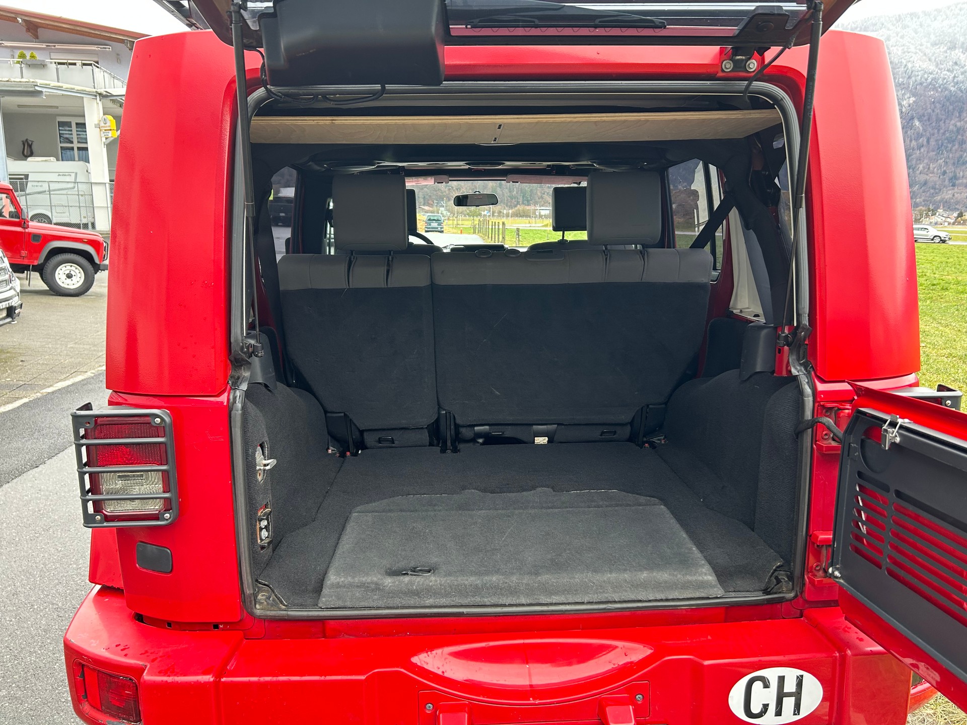 JEEP Wrangler 2.8CRD Unlimited Rubicon Automatic-image-10