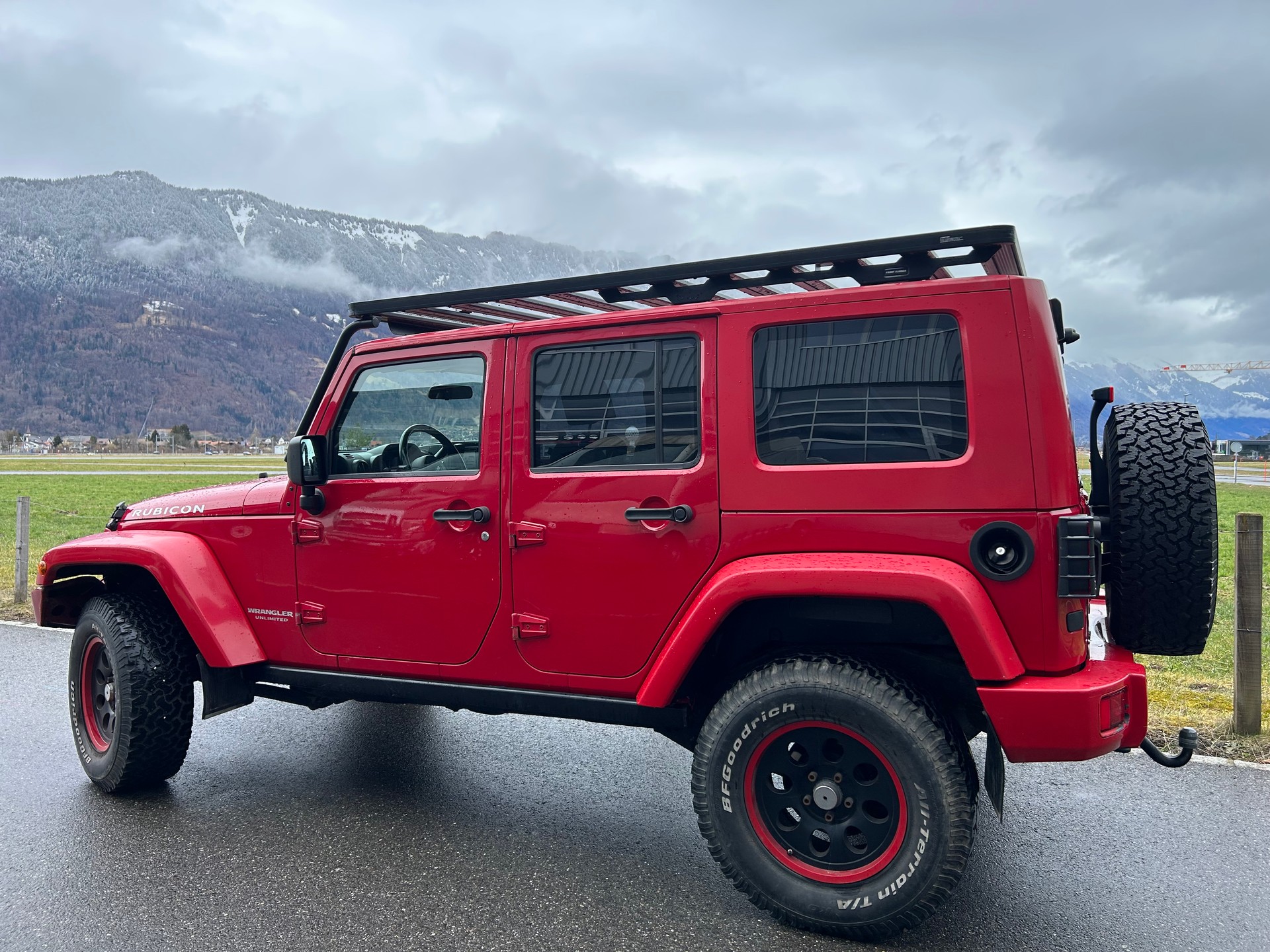 JEEP Wrangler 2.8CRD Unlimited Rubicon Automatic-image-2