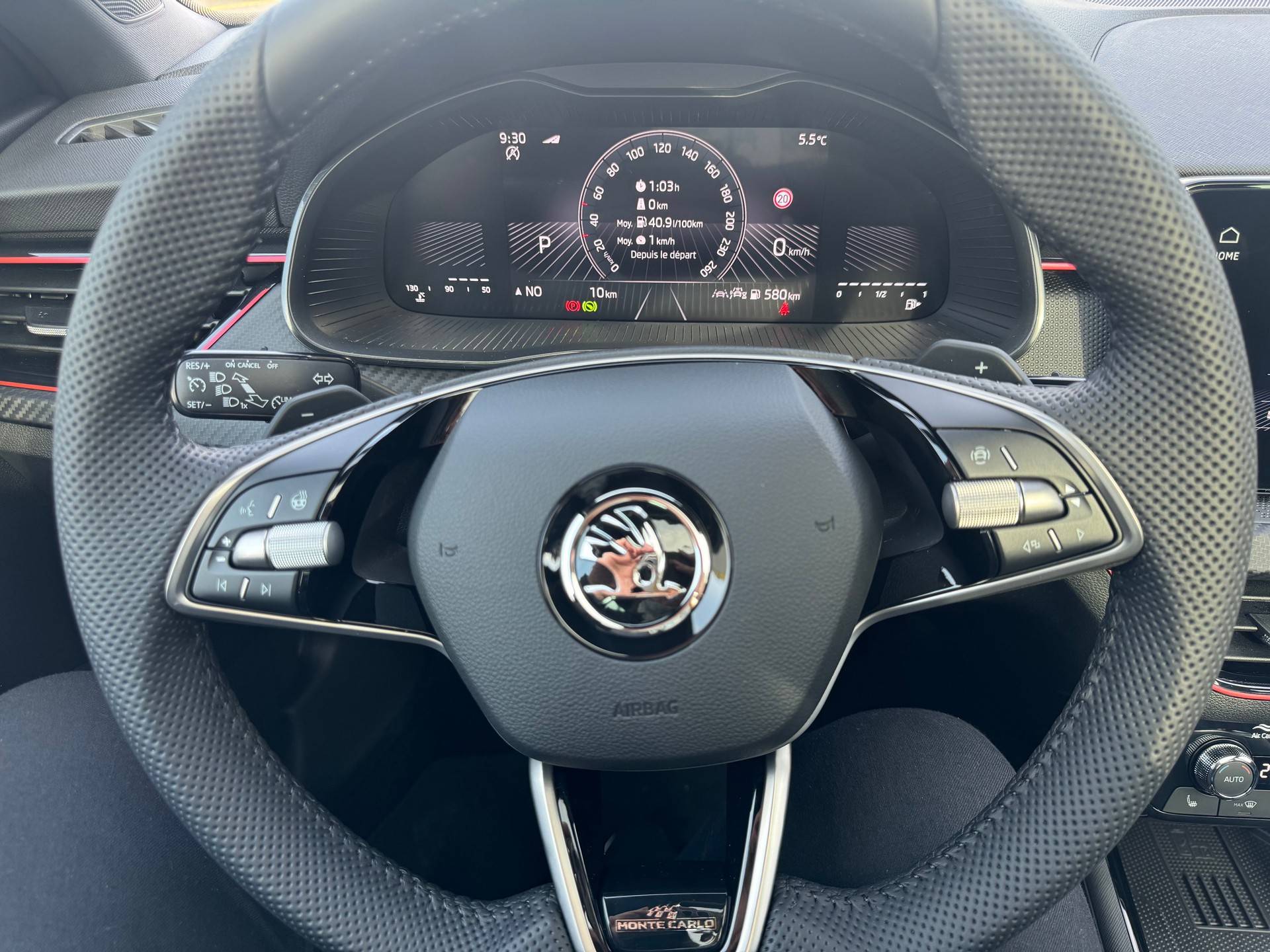 SKODA Kamiq 1.0 TSI Monte Carlo DSG-image-13