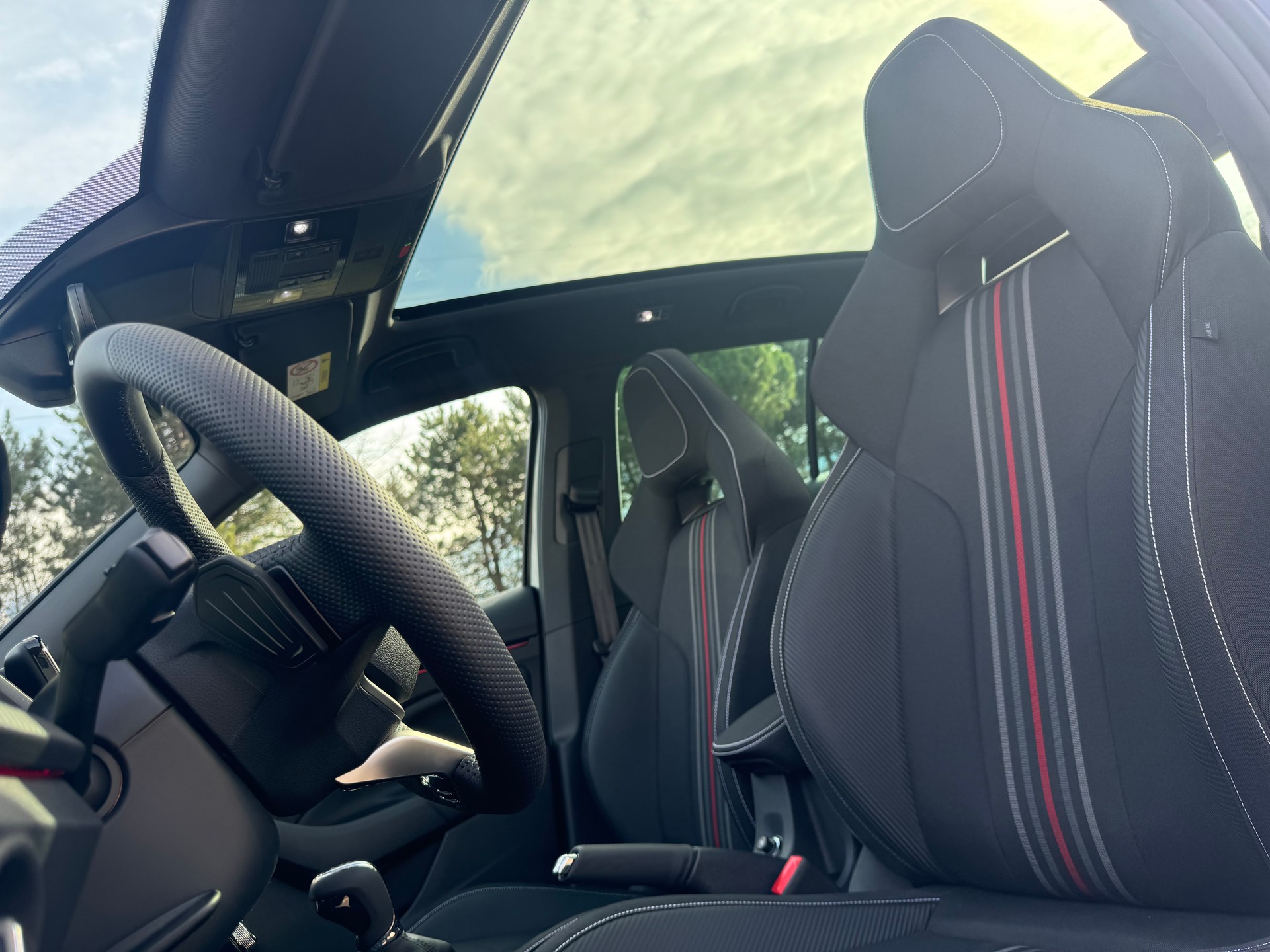 SKODA Kamiq 1.0 TSI Monte Carlo DSG-image-7