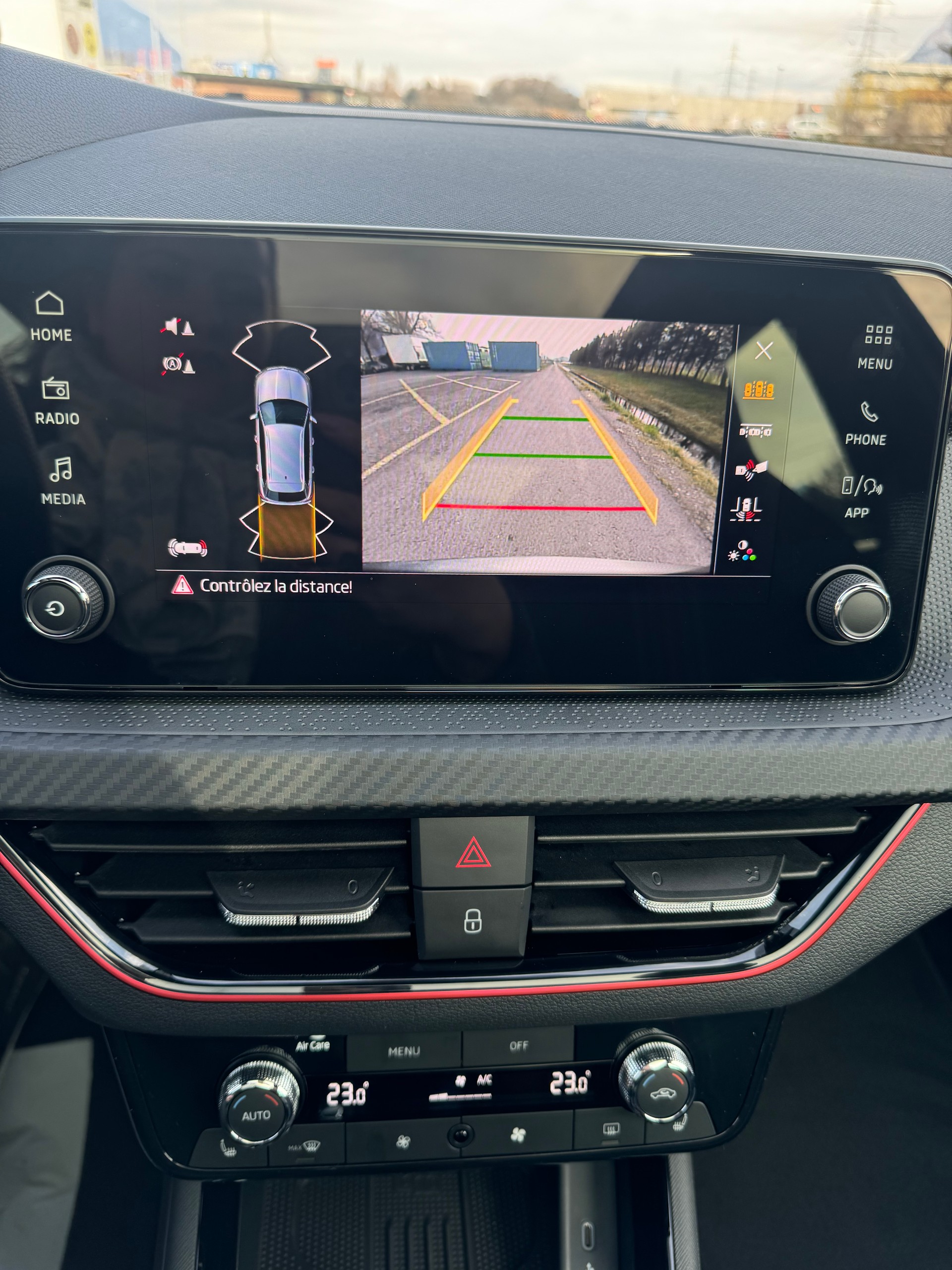 SKODA Kamiq 1.0 TSI Monte Carlo DSG-image-12
