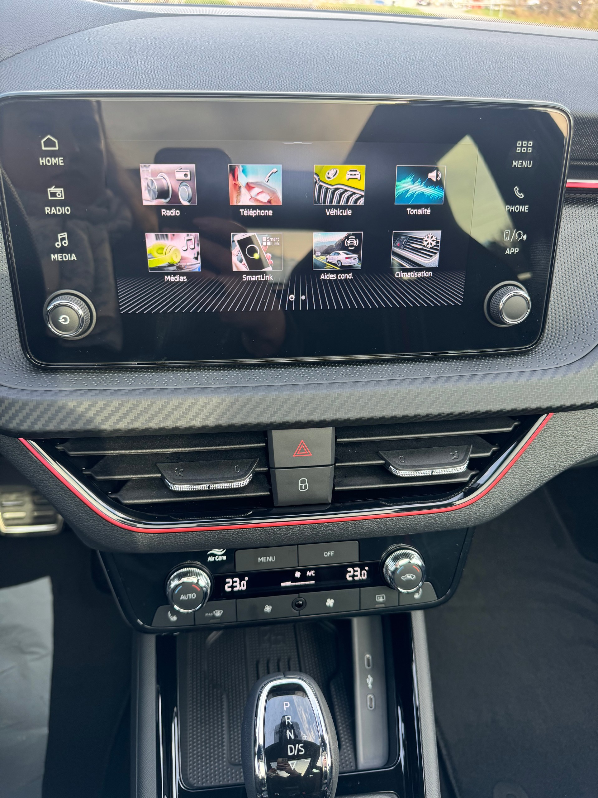 SKODA Kamiq 1.0 TSI Monte Carlo DSG-image-10