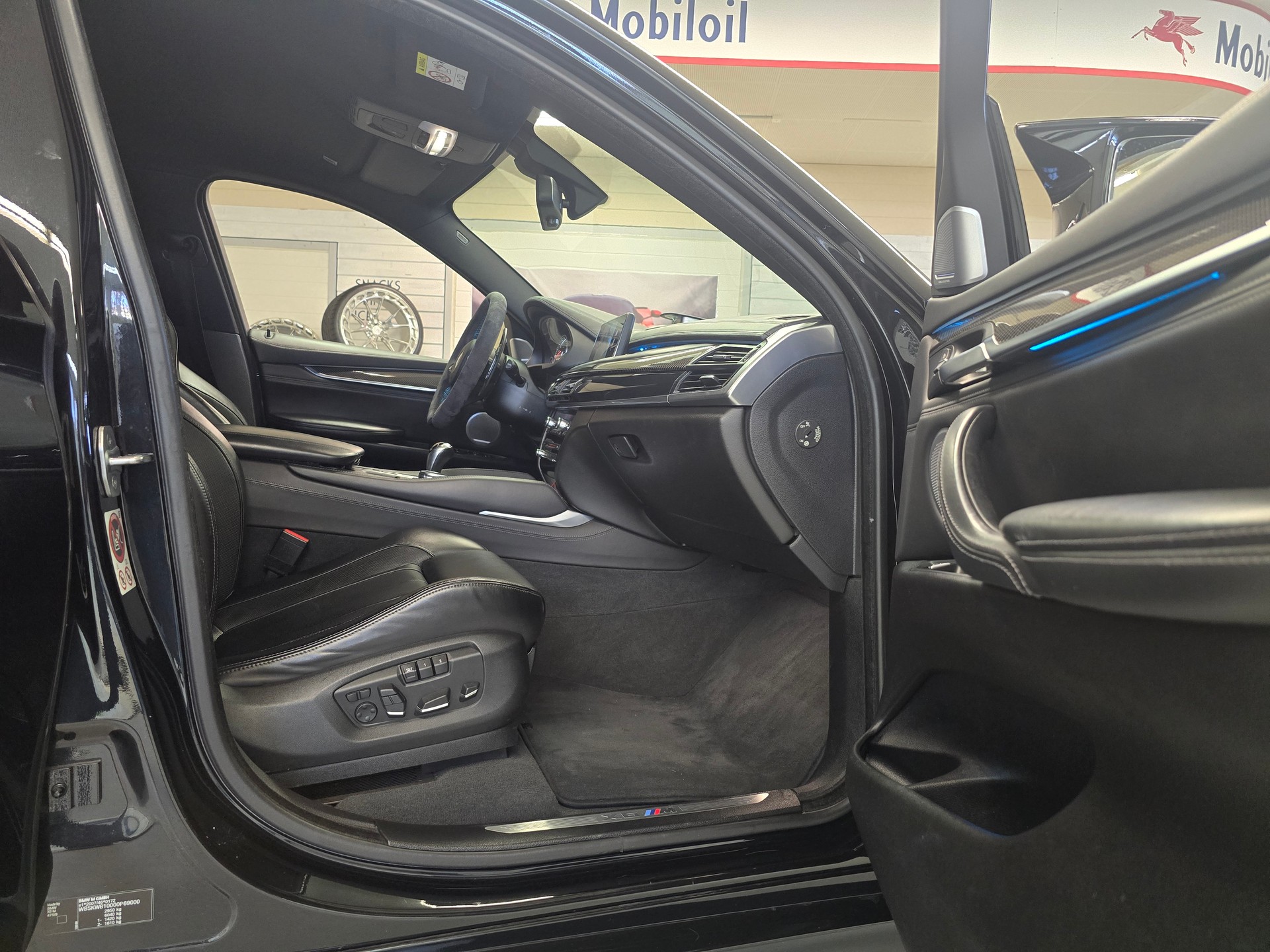 BMW X6M Steptronic-image-15