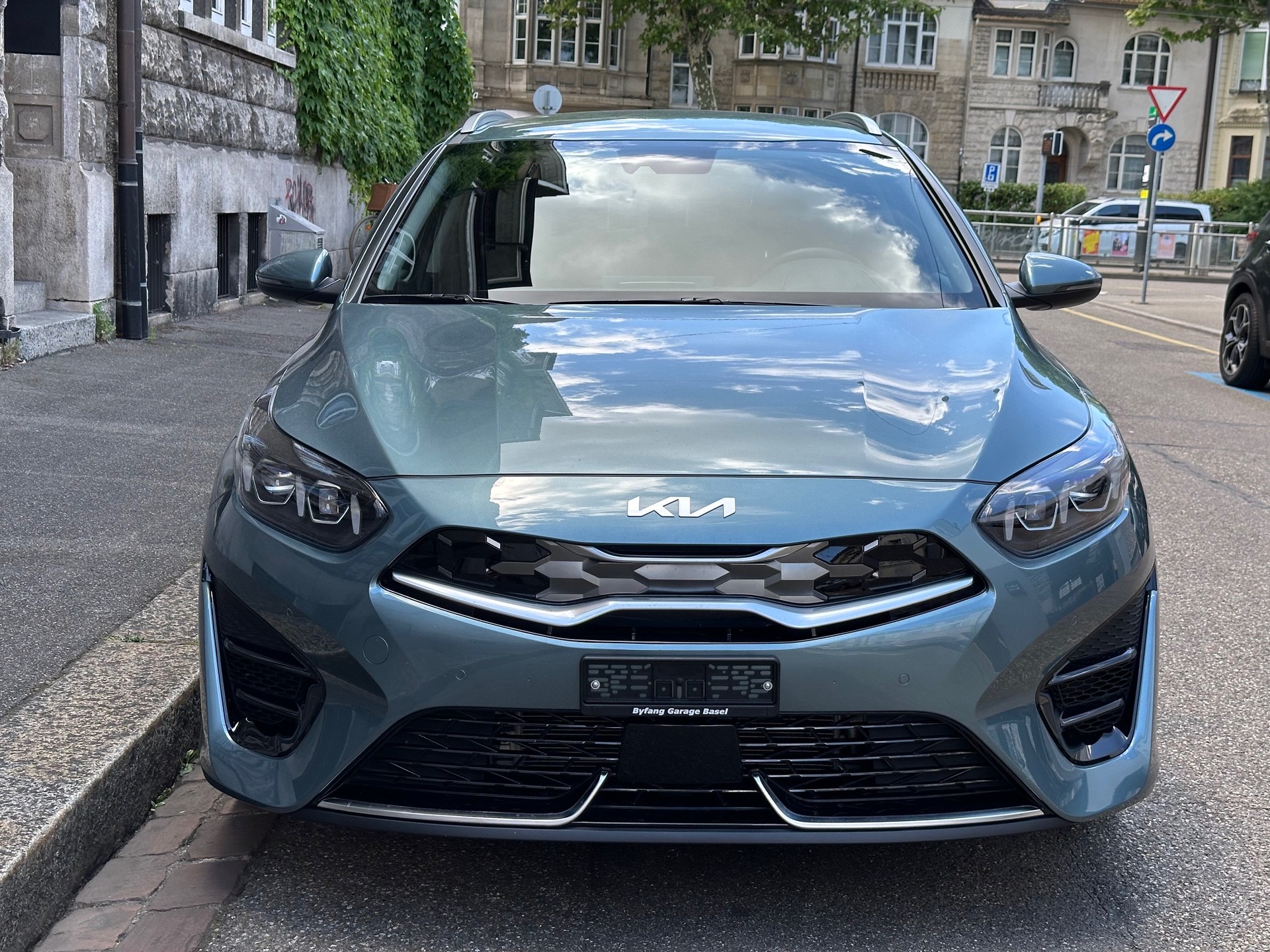 KIA Ceed Sportswagon 1.6 GDi Plug-in Hybrid Style DCT-showroom-element-1