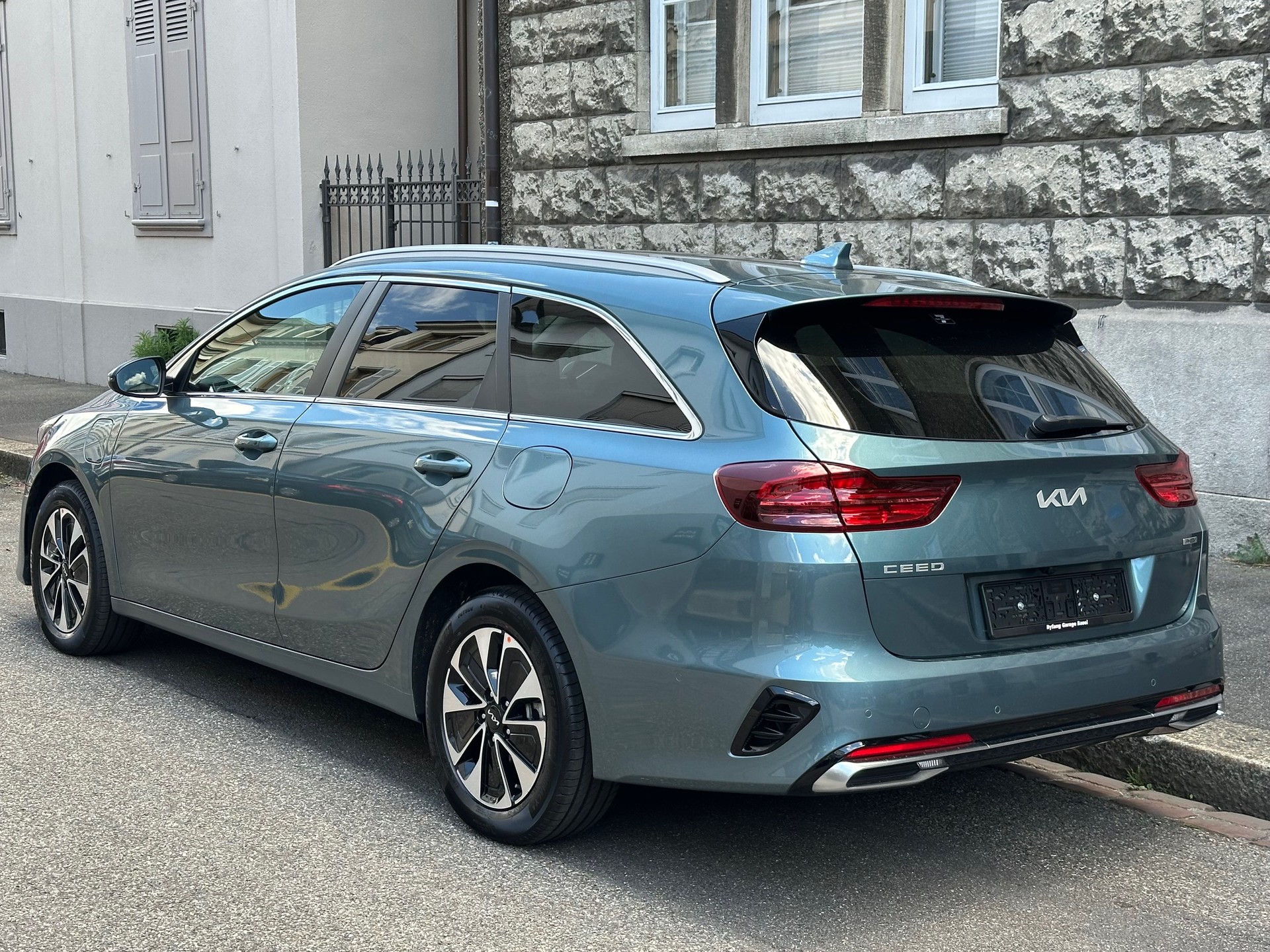 KIA Ceed Sportswagon 1.6 GDi Plug-in Hybrid Style DCT-image-5
