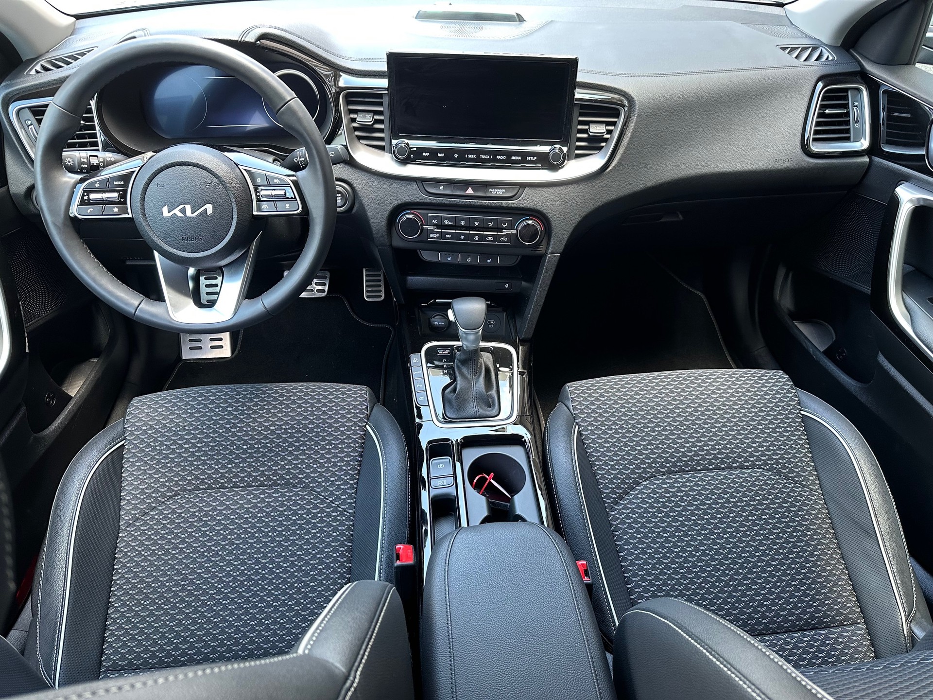 KIA Ceed Sportswagon 1.6 GDi Plug-in Hybrid Style DCT-image-7