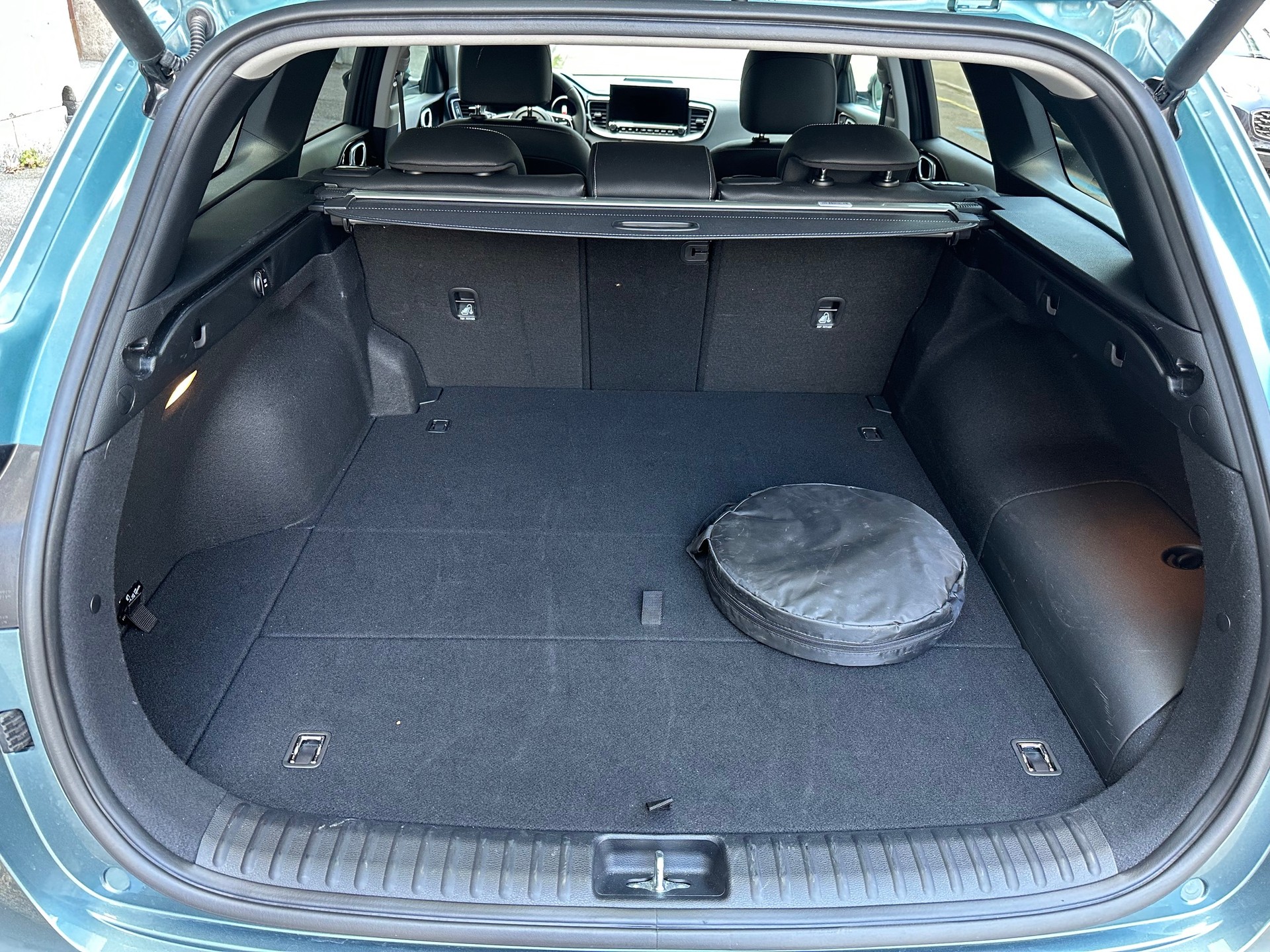 KIA Ceed Sportswagon 1.6 GDi Plug-in Hybrid Style DCT-image-11