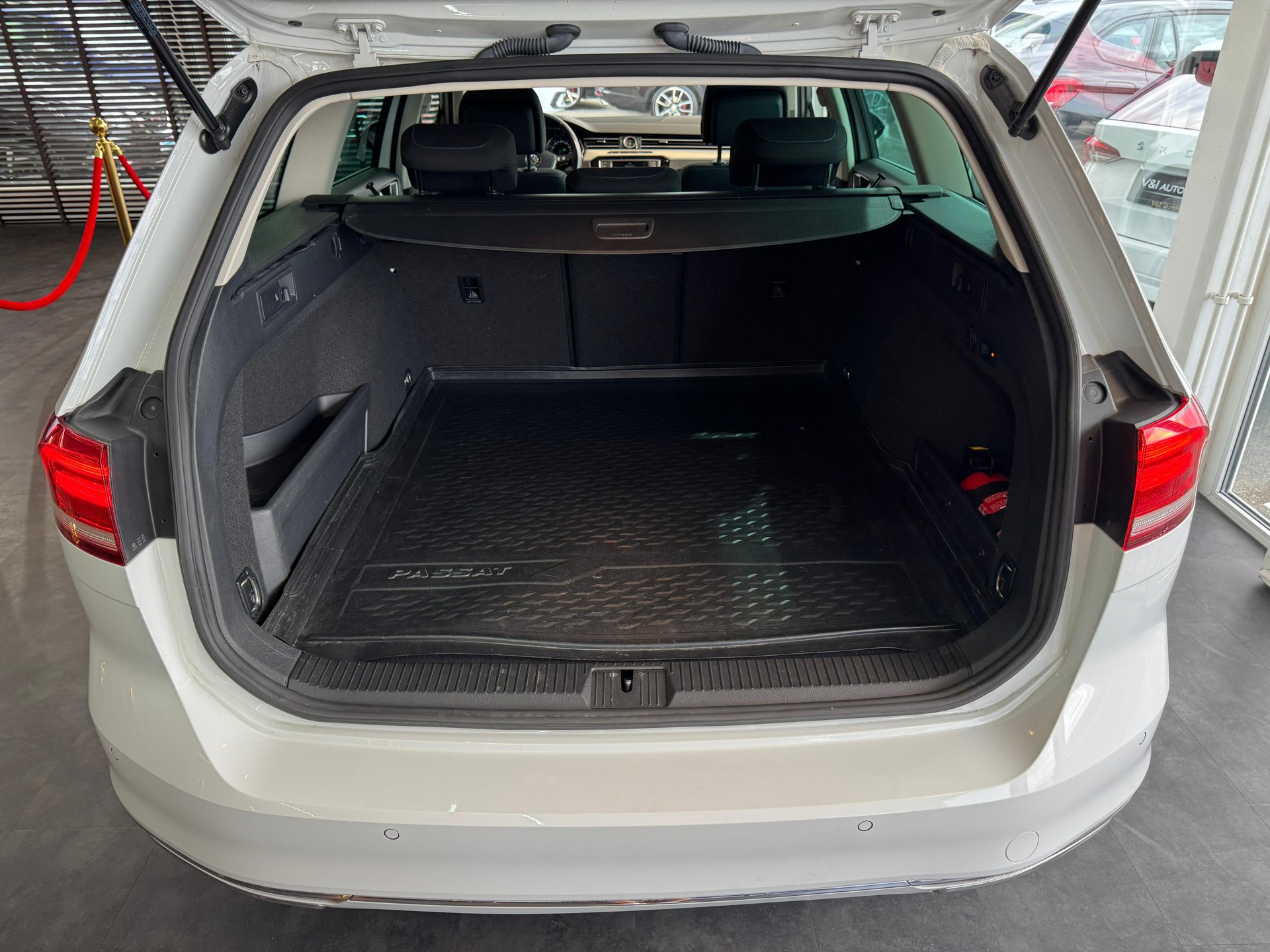 VW Passat Variant 1.4 TSI GTE Hybrid DSG-image-22