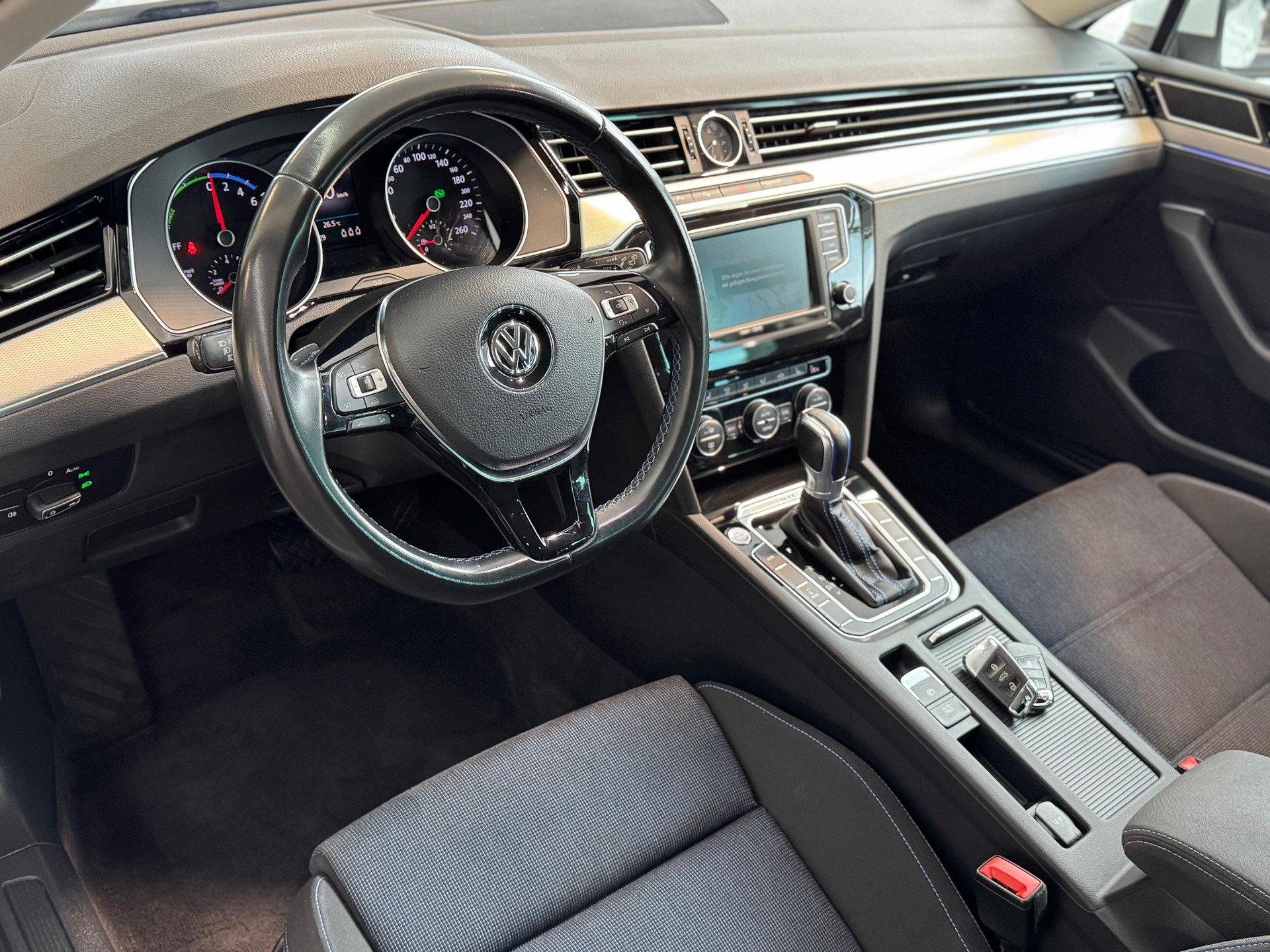 VW Passat Variant 1.4 TSI GTE Hybrid DSG-image-7