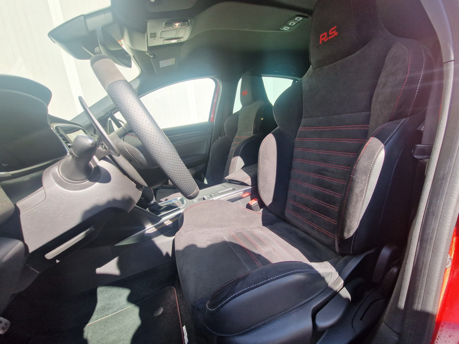 RENAULT MEGANE-image-7