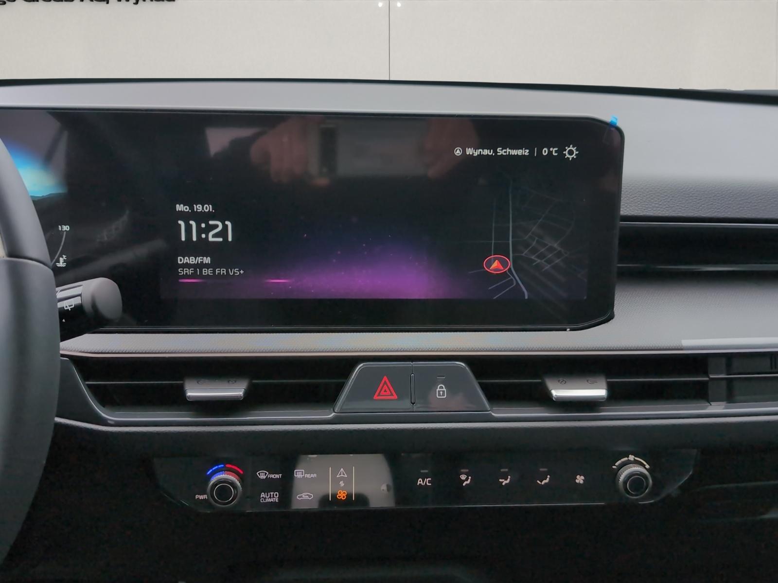 KIA Stonic 1.0 T-GDi MHEV GT-Line-image-12