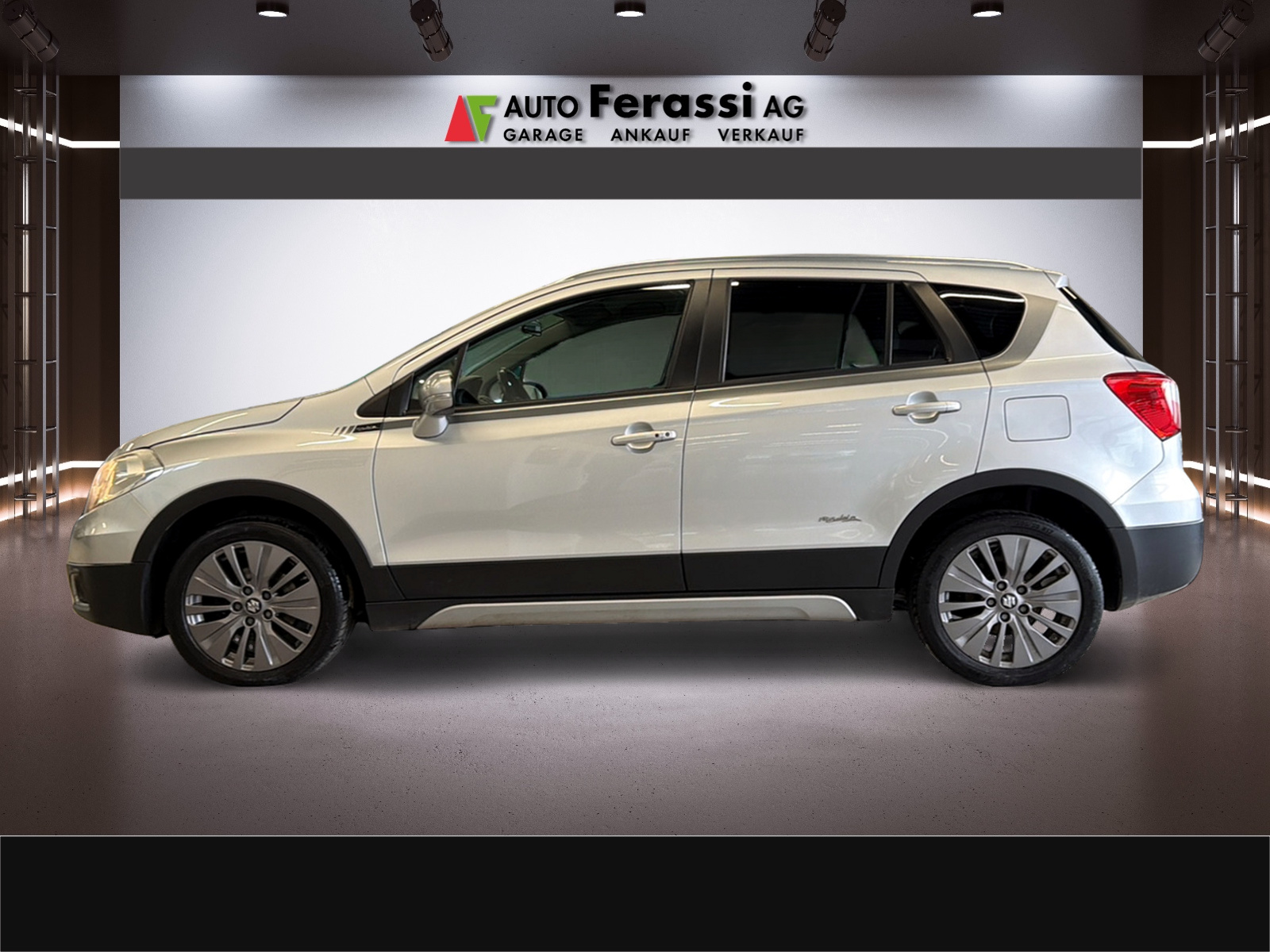 SUZUKI SX4 S-Cross 1.6 TD PizSulai 4WD TCSS-showroom-element-1