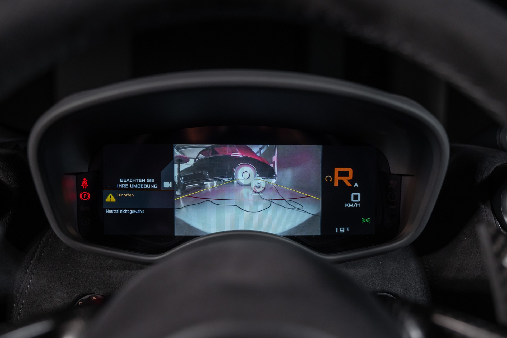 McLAREN 600LT Spider 3.8 V8 SSG-image-24
