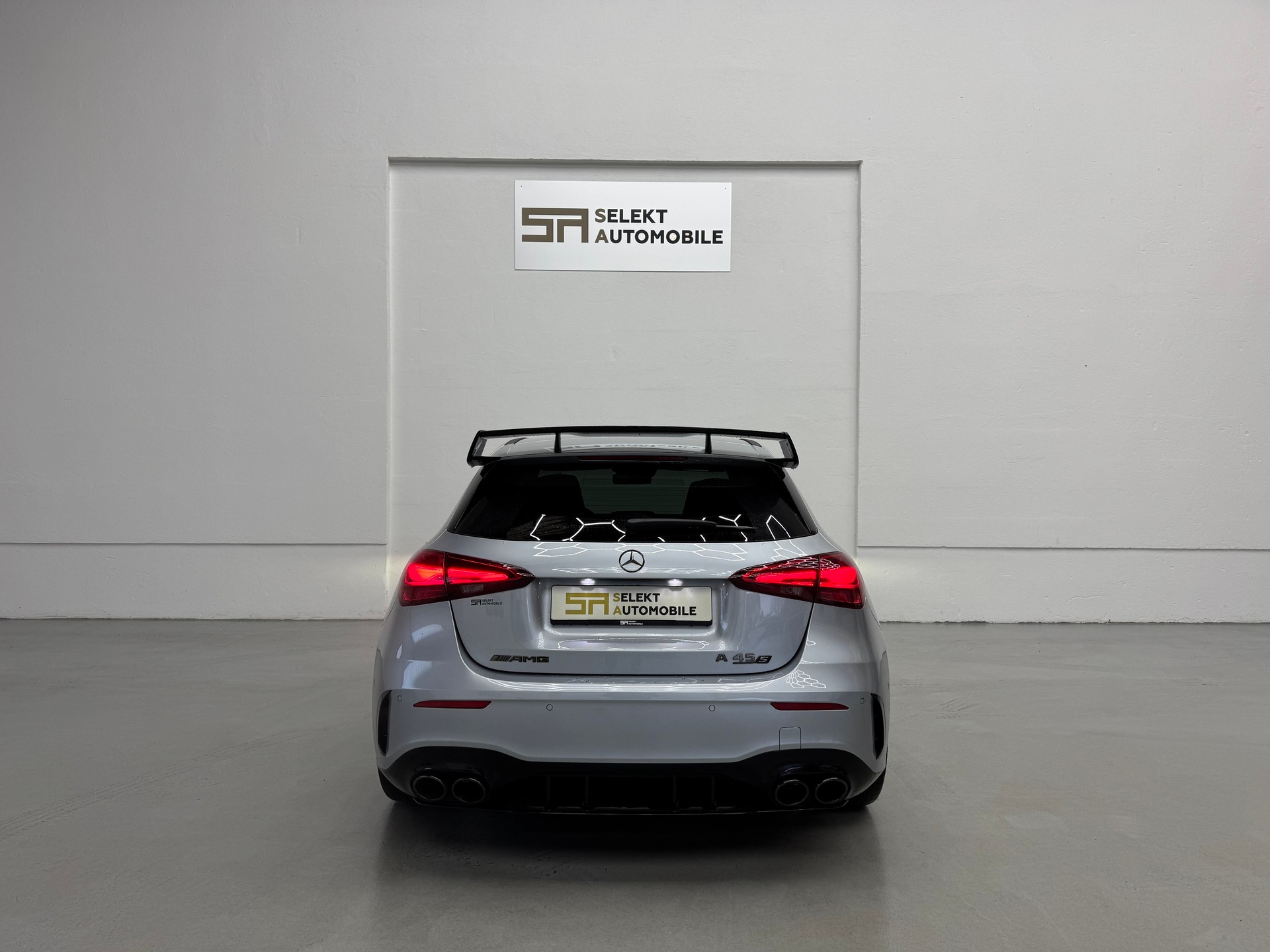 MERCEDES-BENZ A AMG 45 S 4Matic+ 8G-DCT-image-4