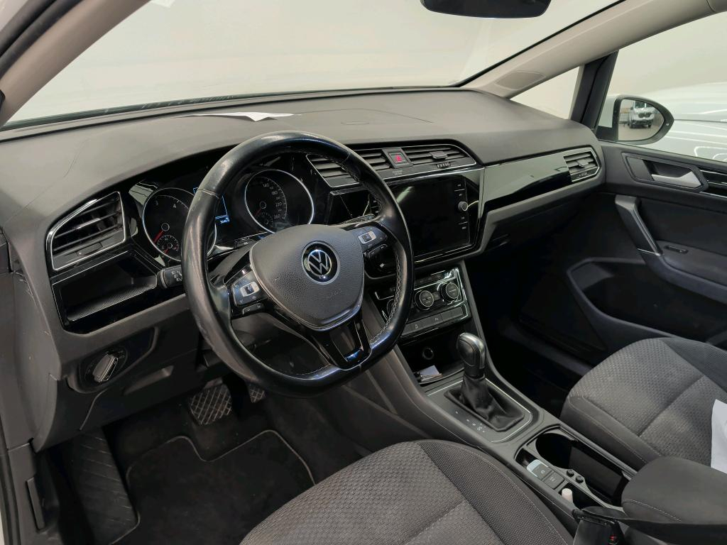 VW Touran 2.0 TDI BlueMotion Technology Comfortline DSG-image-3