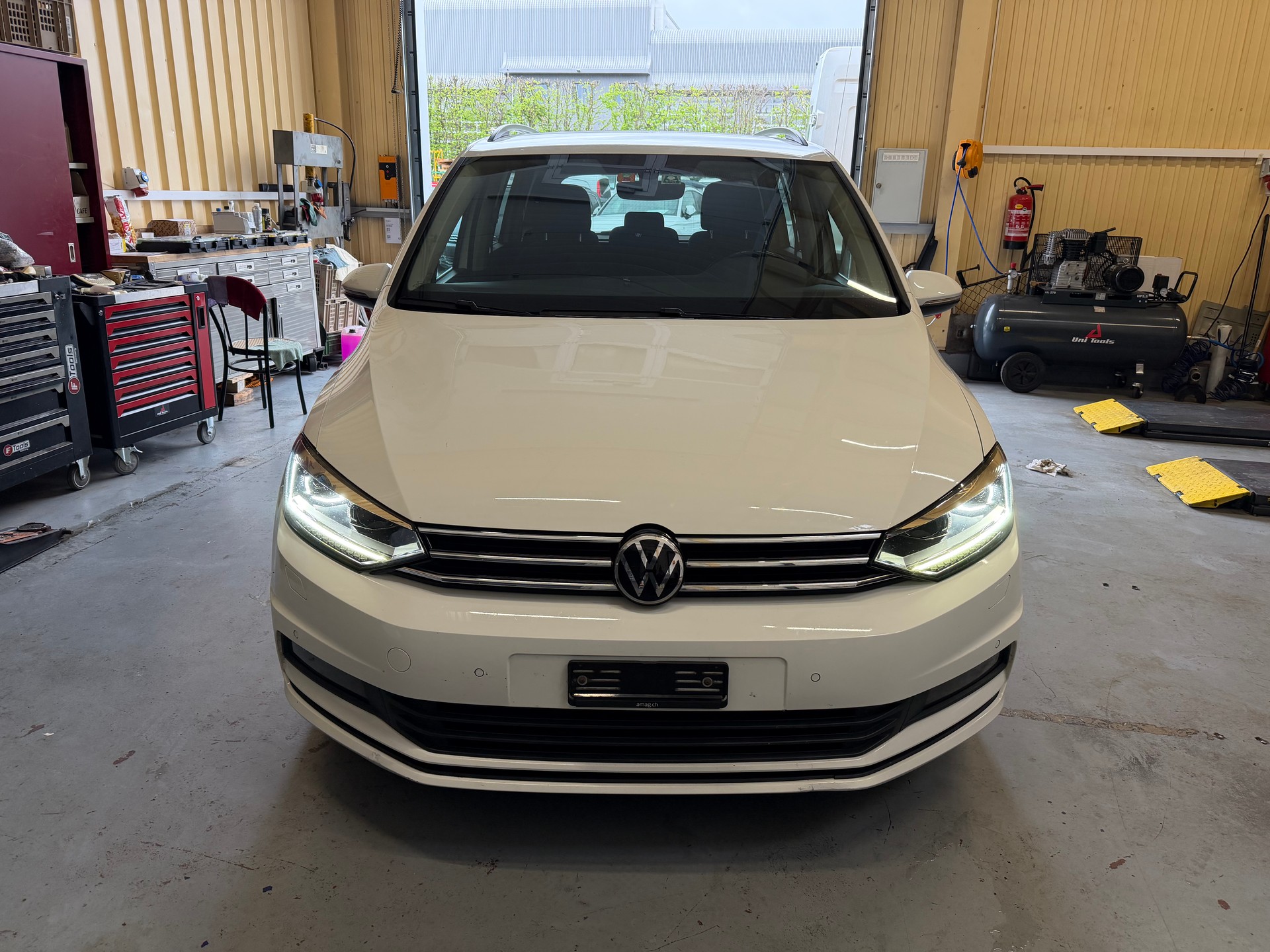 VW Touran 2.0 TDI BlueMotion Technology Comfortline DSG-image-13