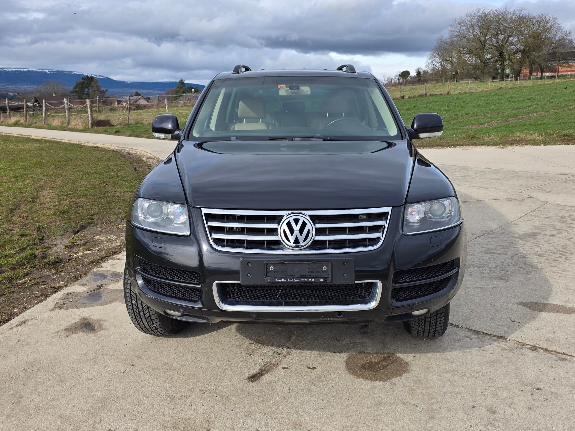 VW Touareg 3.2 V6 Mountain-image-1