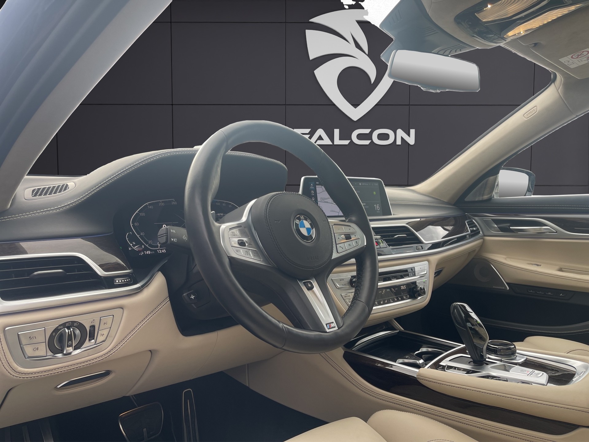 BMW 745Le xDrive M Sport Steptronic-image-18