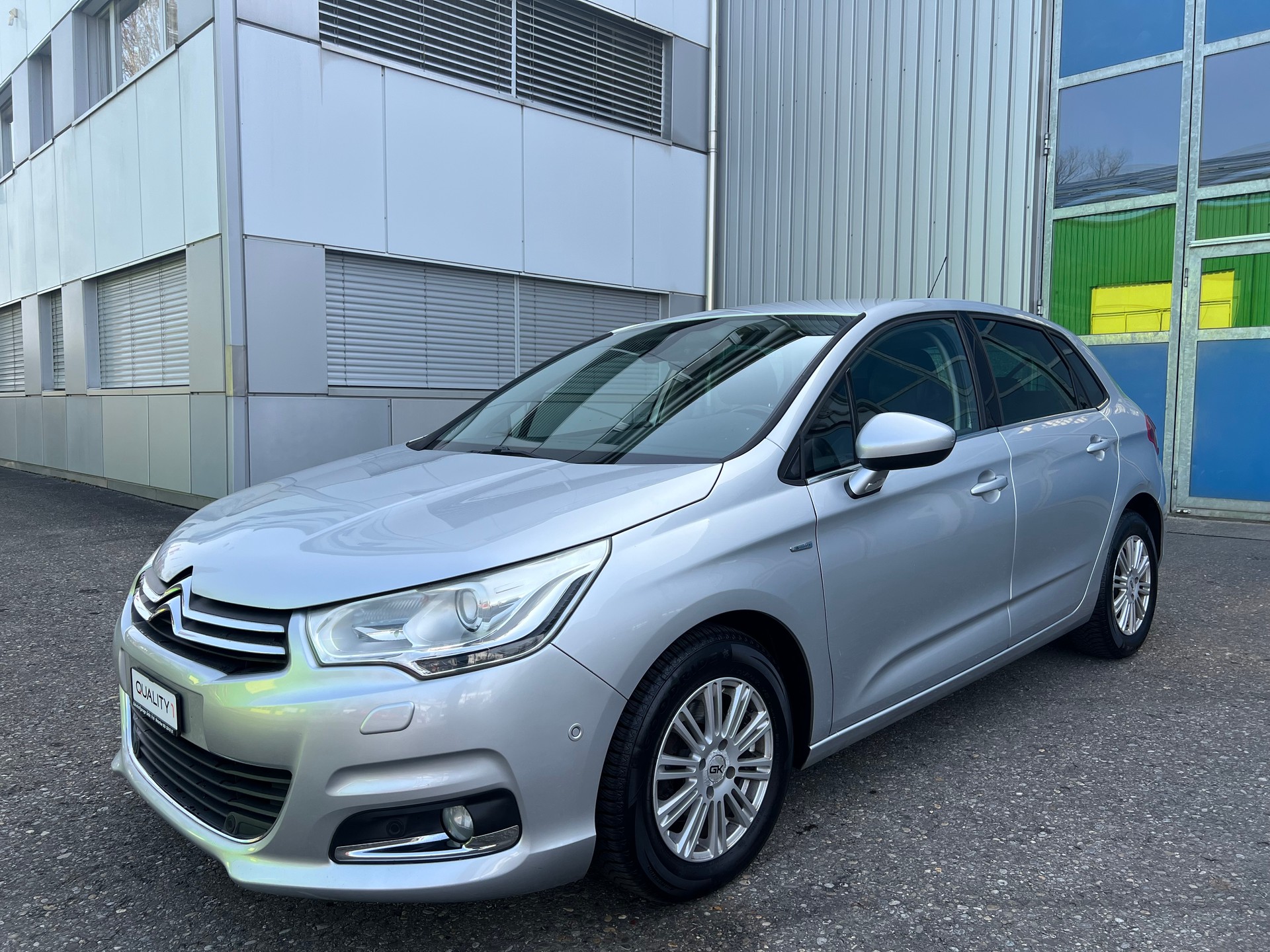 CITROEN C4 Berline 1.6 e-HDi Swiss Style EGS6-showroom-element-2