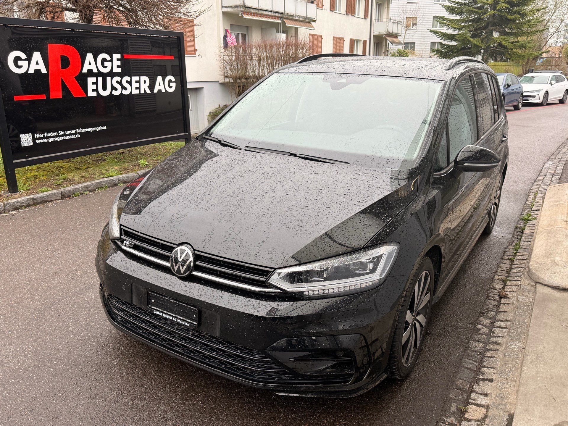 VW Touran 2.0 TDI Highline R-line *** BLACK STYLE MIT TOPAUSSTATTUNG ***