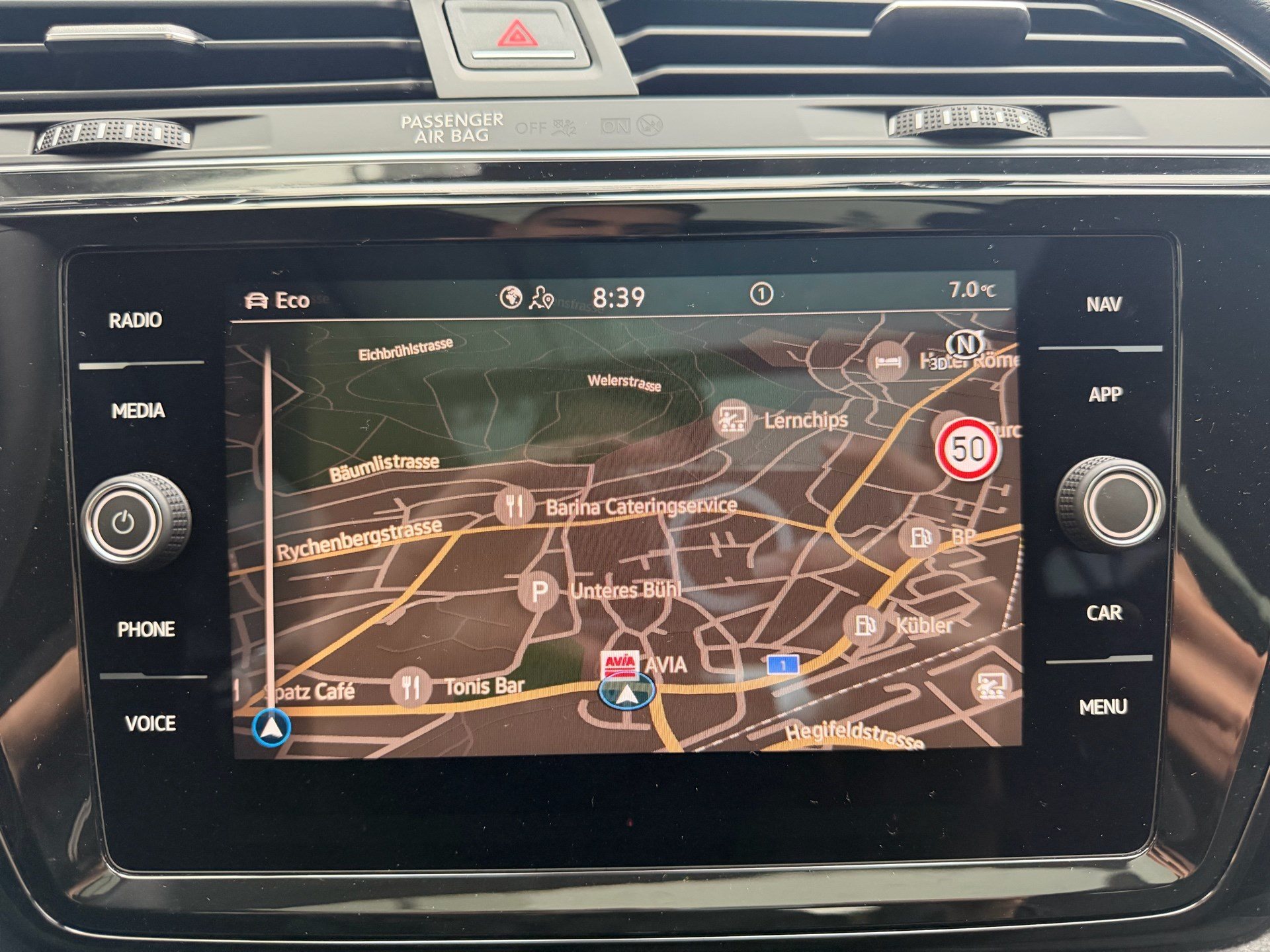 VW Touran 2.0 TDI Highline R-line *** BLACK STYLE MIT TOPAUSSTATTUNG ***-image-12