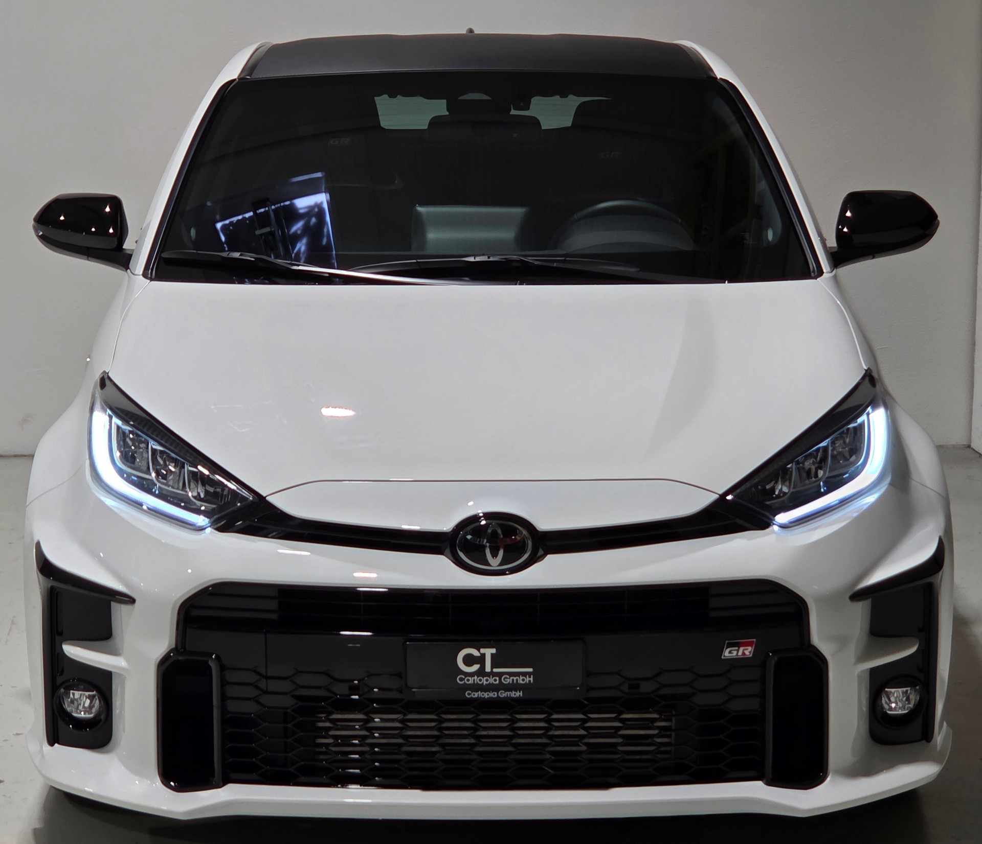 TOYOTA Yaris 1.6 GR Sport Circuit Paket-image-19