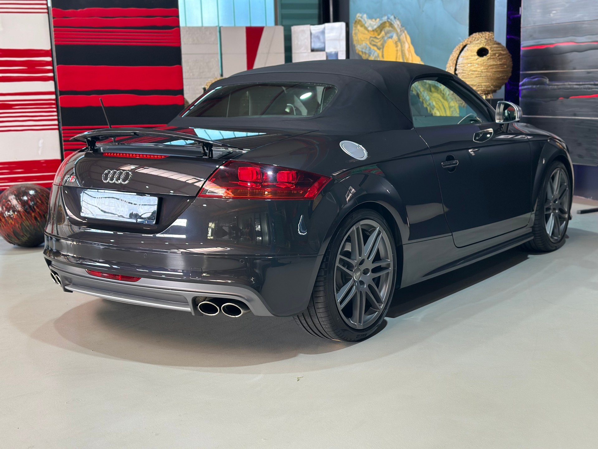 AUDI TTS Roadster 2.0 TFSI quattro-image-17