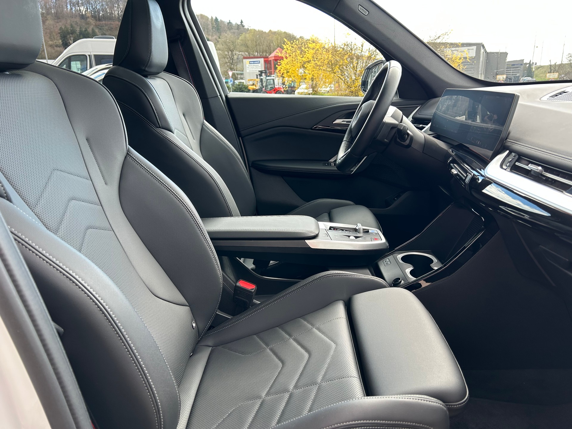 BMW iX1 xDrive 30 M Sport Pro Garantie BMW->04.2027-image-12