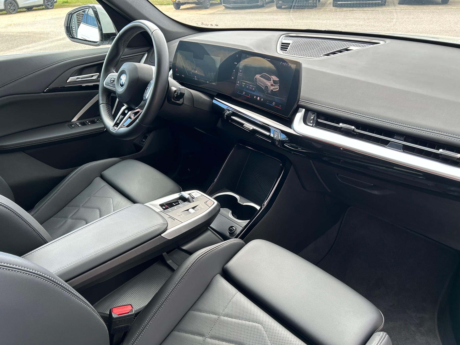 BMW iX1 xDrive 30 M Sport Pro Garantie BMW->04.2027-image-14