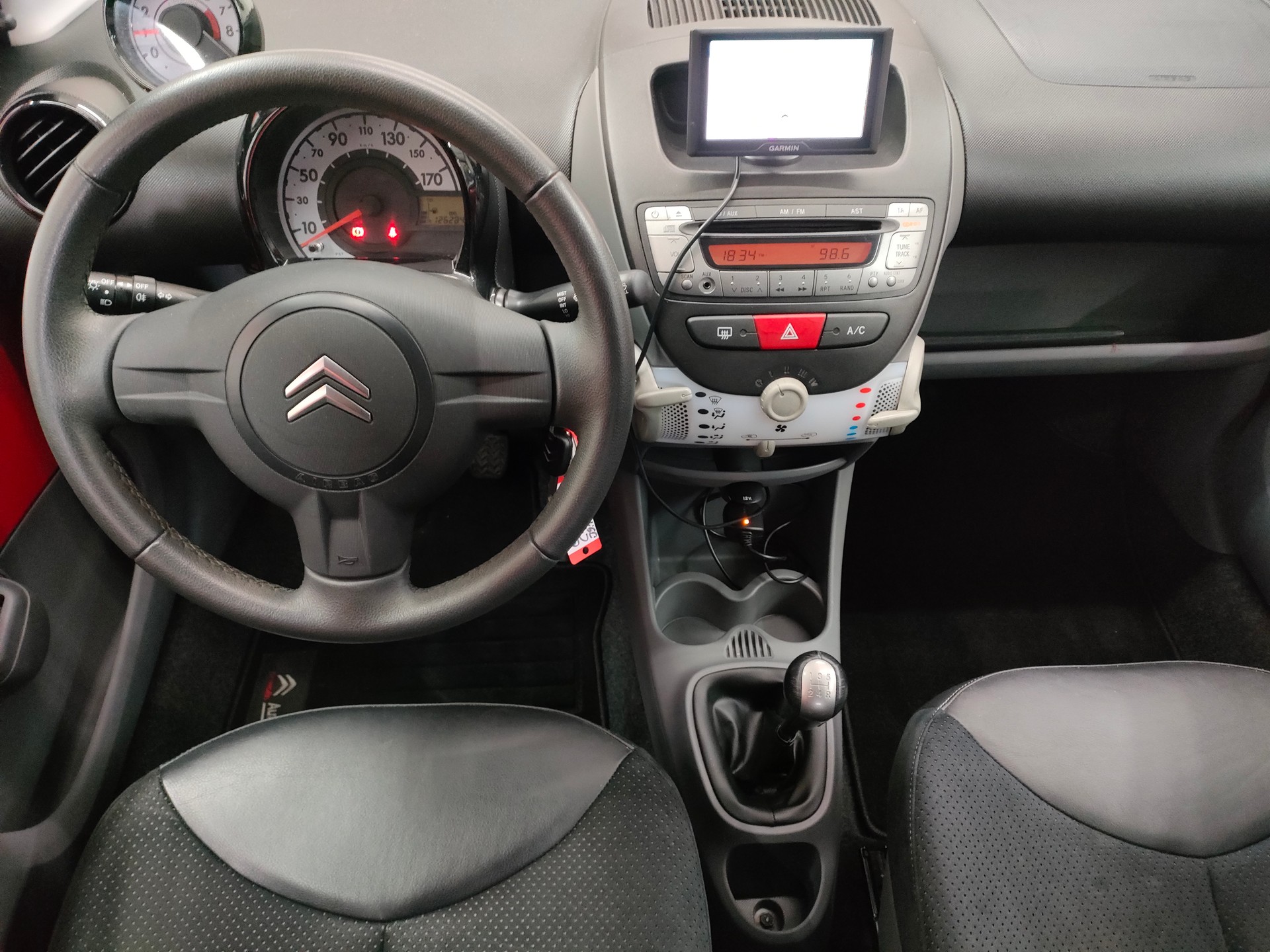 CITROEN C1 1.0i Séduction-image-8
