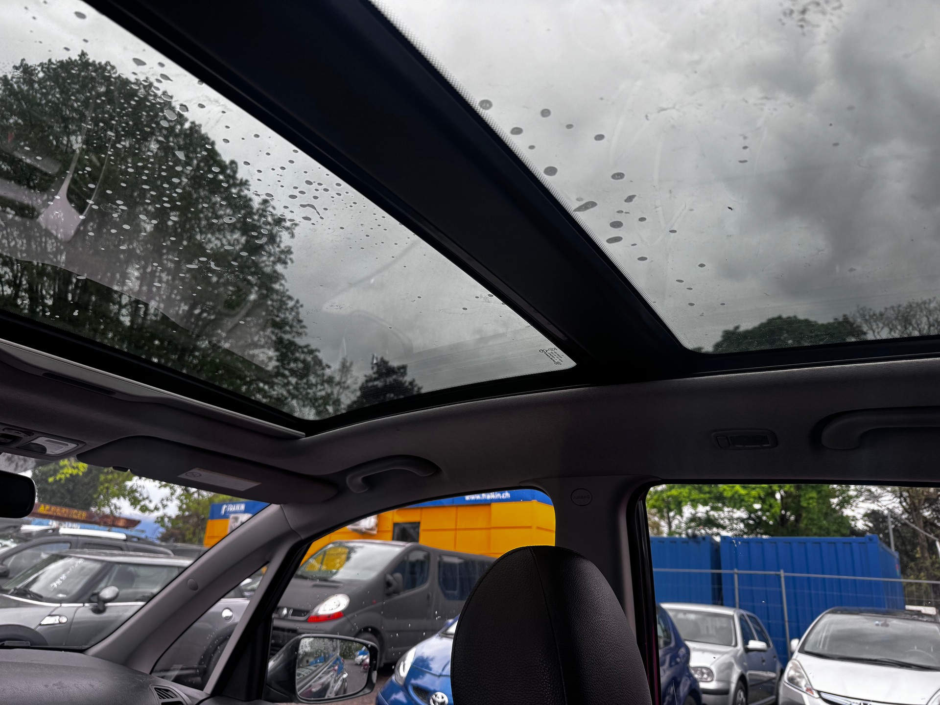 HYUNDAI iX20 1.6 Premium-image-4