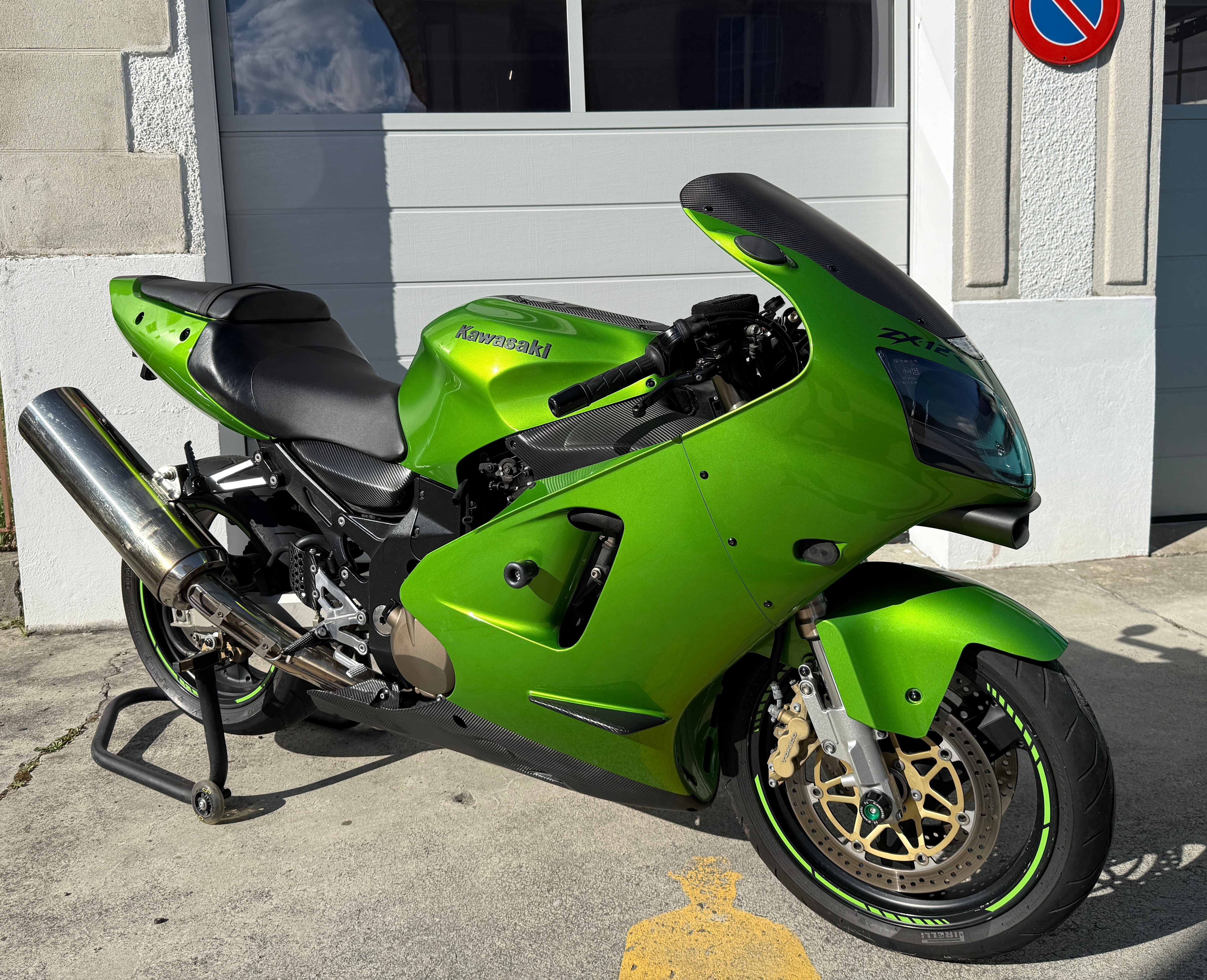 KAWASAKI NINJA ZX-12R - acheter un véhicule d'occasion | MotoScout24
