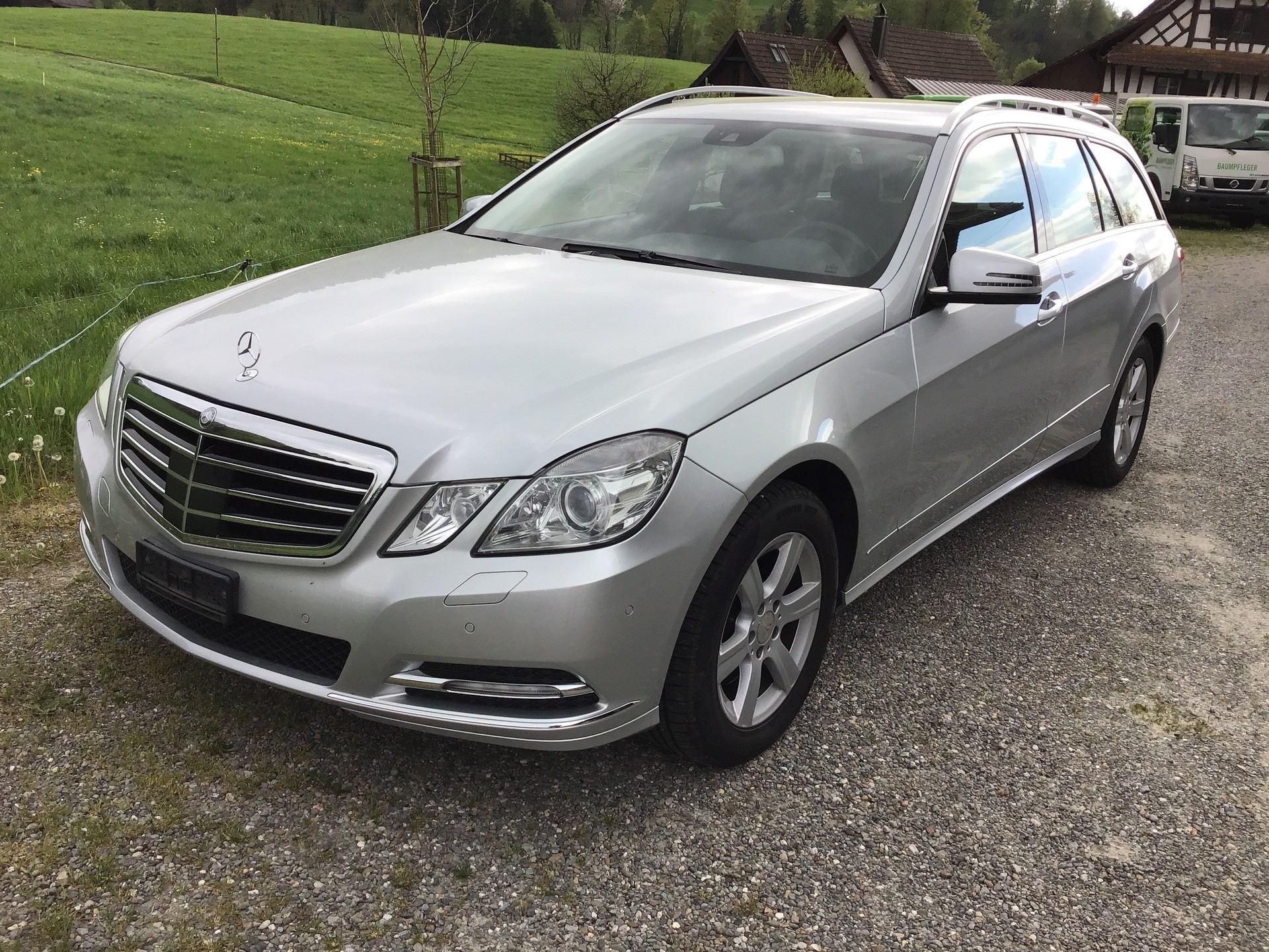 MERCEDES-BENZ E 350 CGI BlueEfficiency Elégance 7G-Tronic-showroom-element-3