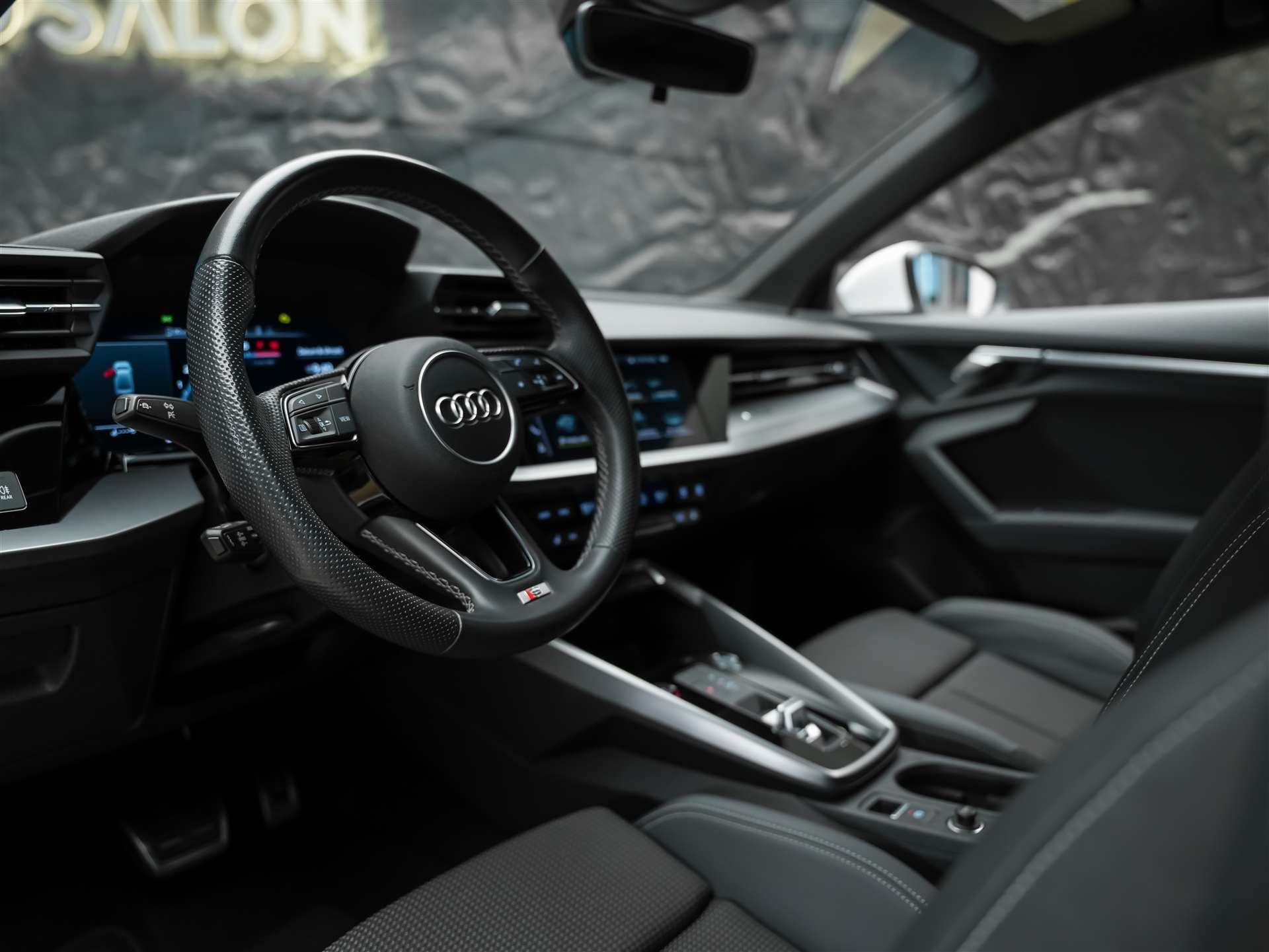AUDI S3 Limousine 2.0 TFSI quattro S-tronic *19" Felgen*Abstandsregler*-image-8