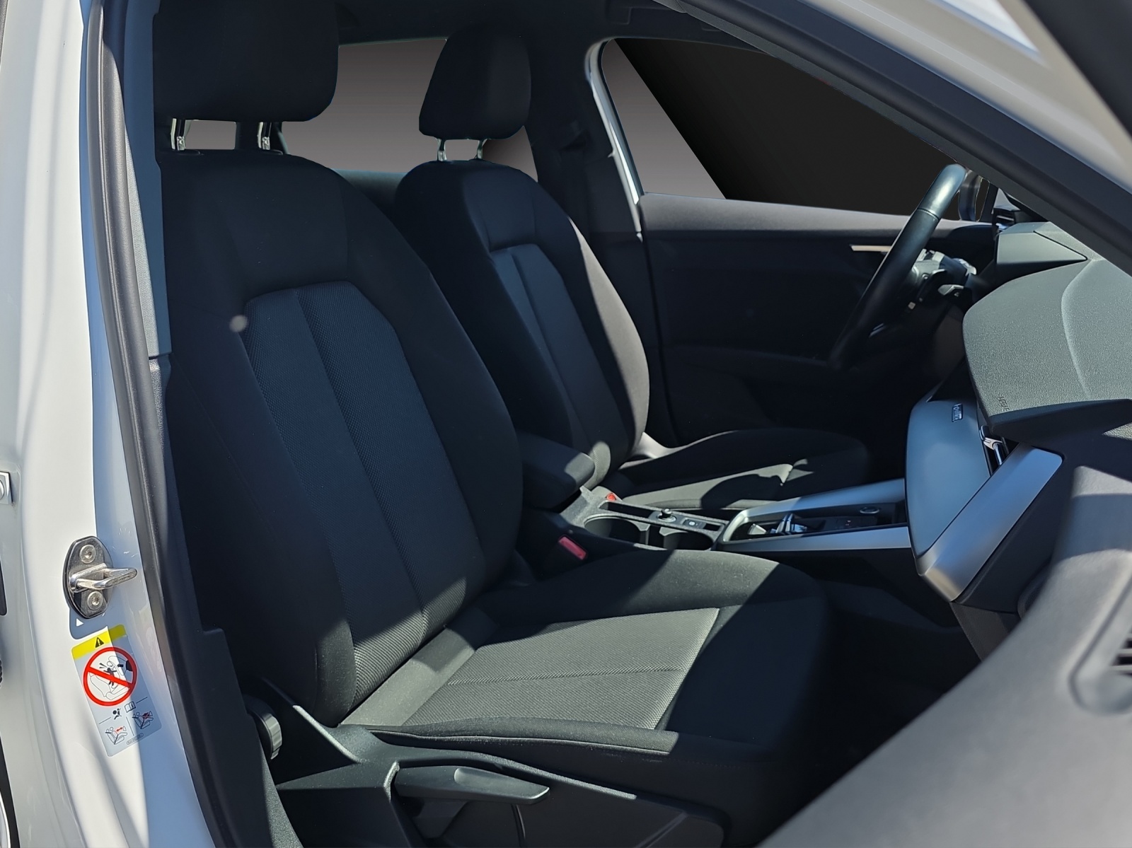 AUDI A3 Sportback 40 TDI advanced S tronic quattro-image-16